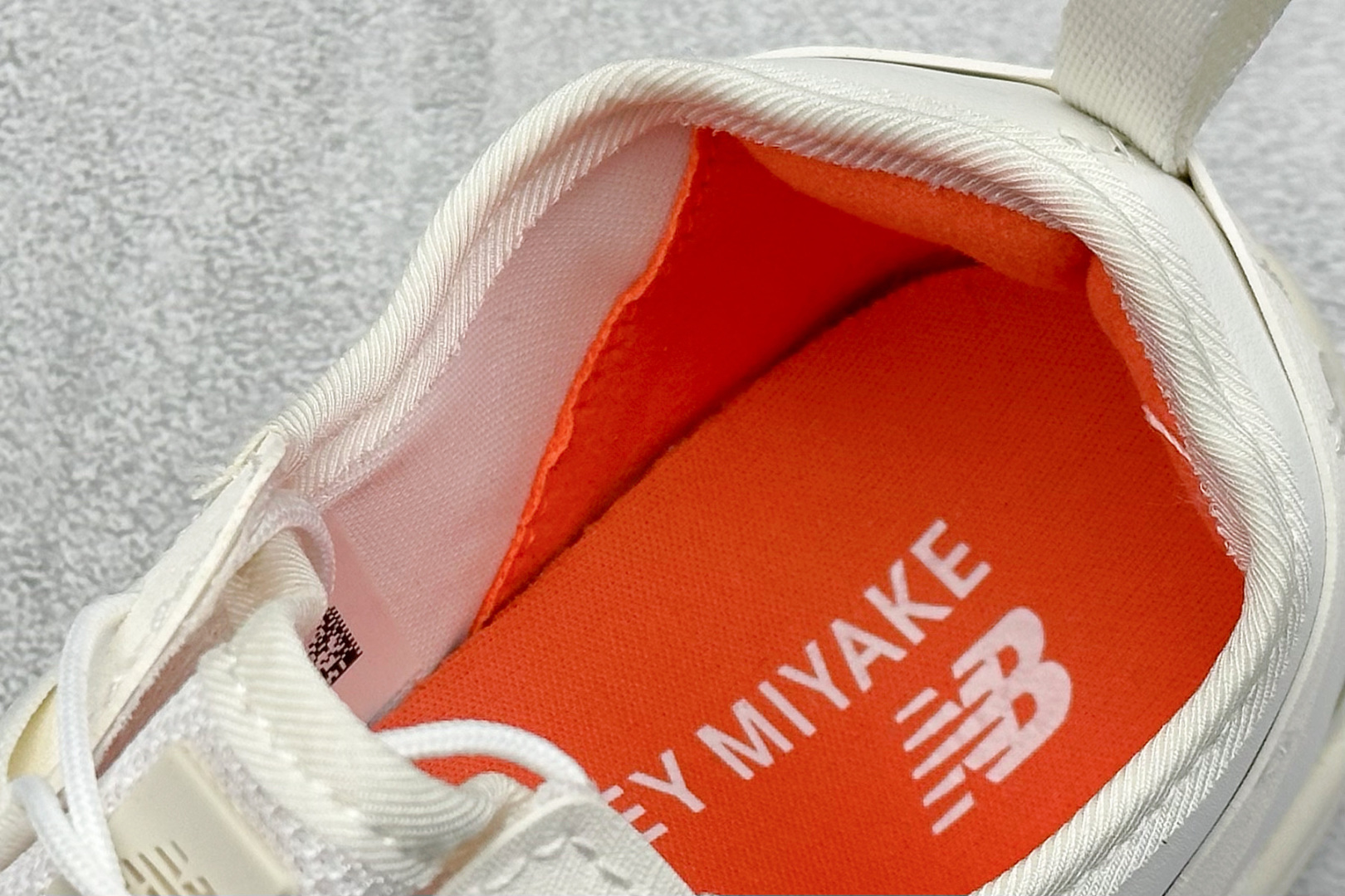180 ISSEY MIYAKE/ x New Balance NB MT10O 舒适时尚 减震耐磨 低帮 生活休闲鞋 M10OIM-Chinese  UA Cheap High Quatity Brand  Clothes Bags handbags Sneakers wholesale wholesaler seller from China Factory suppliers Fashion Clothing  Shoes best Quality Beautiful Price  180 ISSEY MIYAKE/ x New Balance NB MT10O 舒适时尚 减震耐磨 低帮 生活休闲鞋 M10OIM