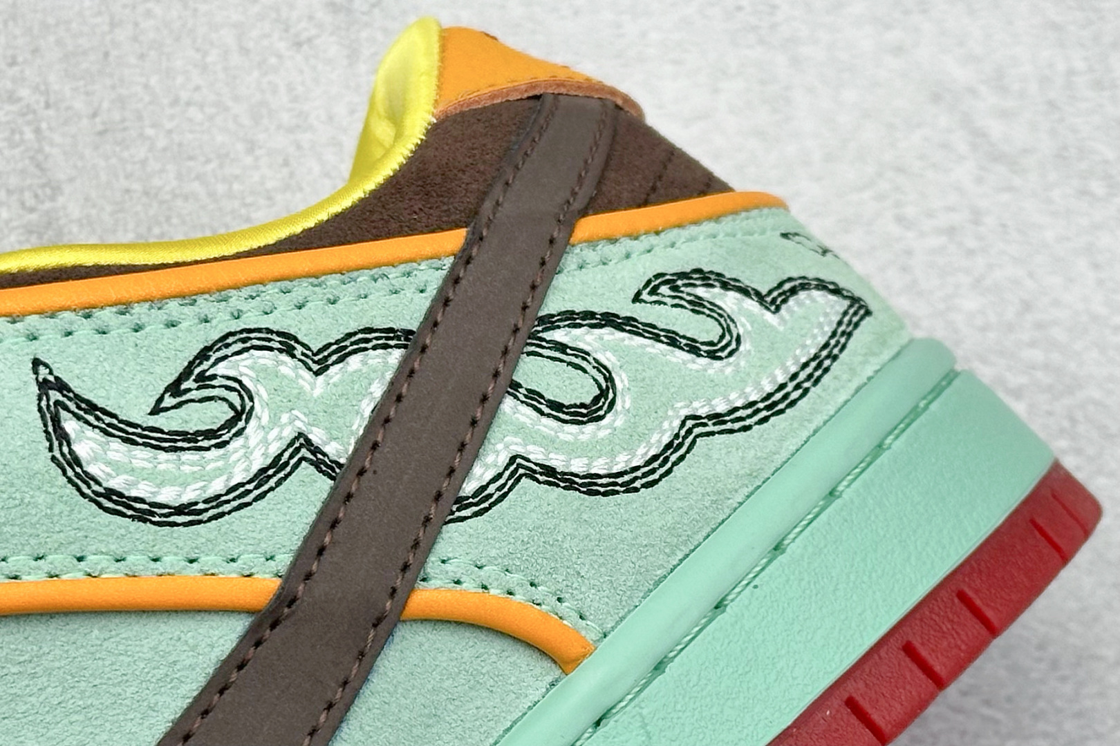 220 史诗级性价比 Nike Dunk SB Dunk Low “Shenron”黑人月 绿色 HF3058-300-Chinese UA Cheap High Quatity Brand Clothes Bags handbags Sneakers wholesale wholesaler seller from China Factory suppliers Fashion Clothing Shoes best Quality Beautiful Price 220 史诗级性价比 Nike Dunk SB Dunk Low “Shenron”黑人月 绿色 HF3058-300