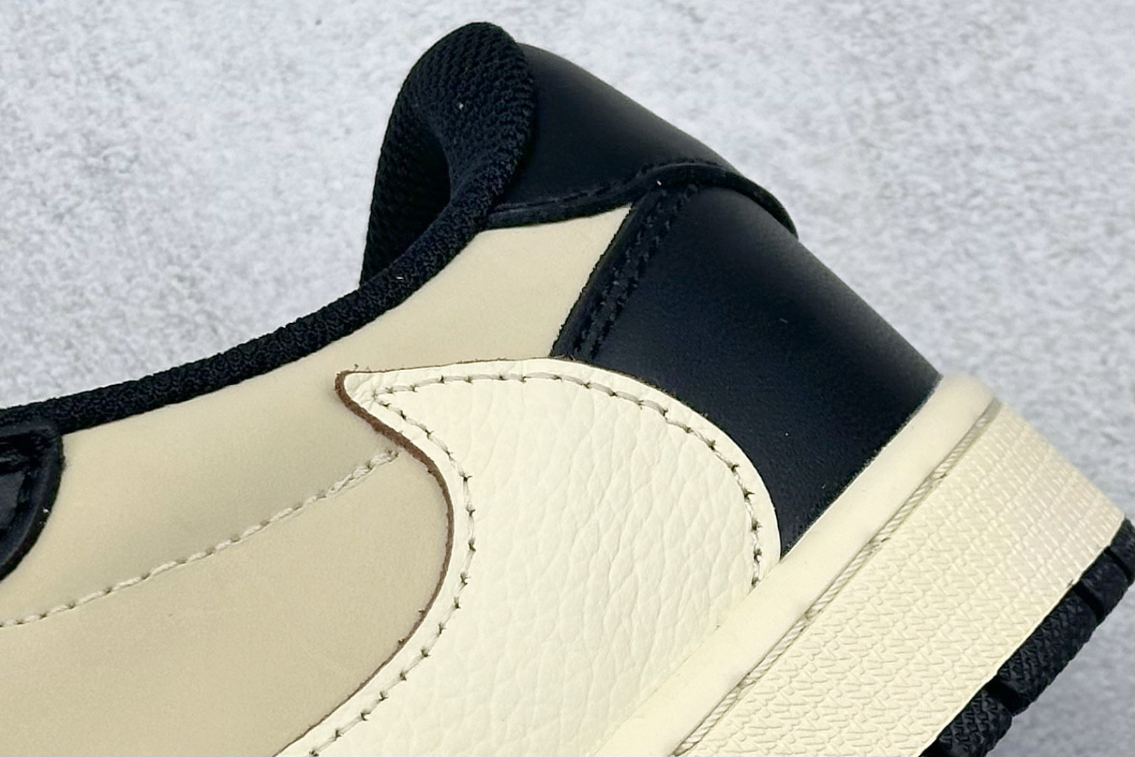 260 F版Travis Scott x Fragment Design x Air Jordan 1 Low OG SP AJ1 乔1倒勾联名 低帮文化休闲板鞋 DM7866-201