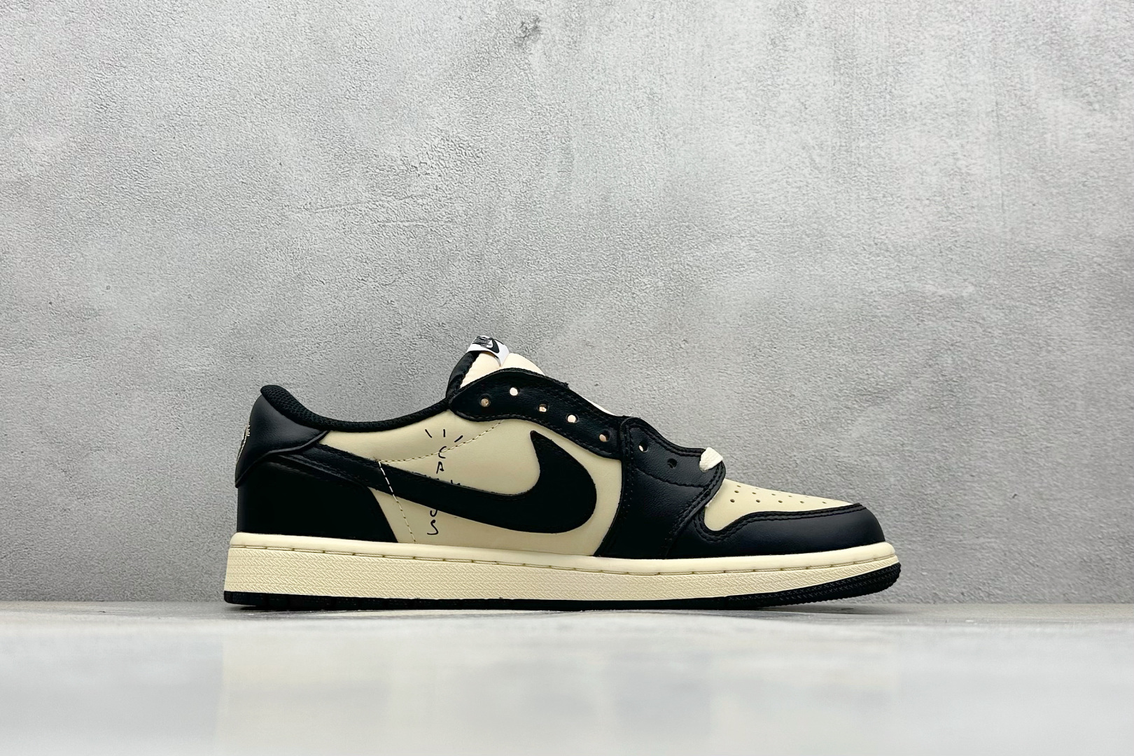 260 F版Travis Scott x Fragment Design x Air Jordan 1 Low OG SP AJ1 乔1倒勾联名 低帮文化休闲板鞋 DM7866-201