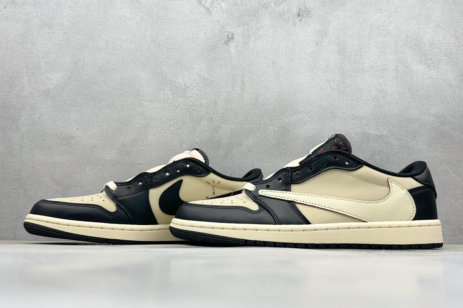 260 F版Travis Scott x Fragment Design x Air Jordan 1 Low OG SP AJ1 乔1倒勾联名 低帮文化休闲板鞋 DM7866-201