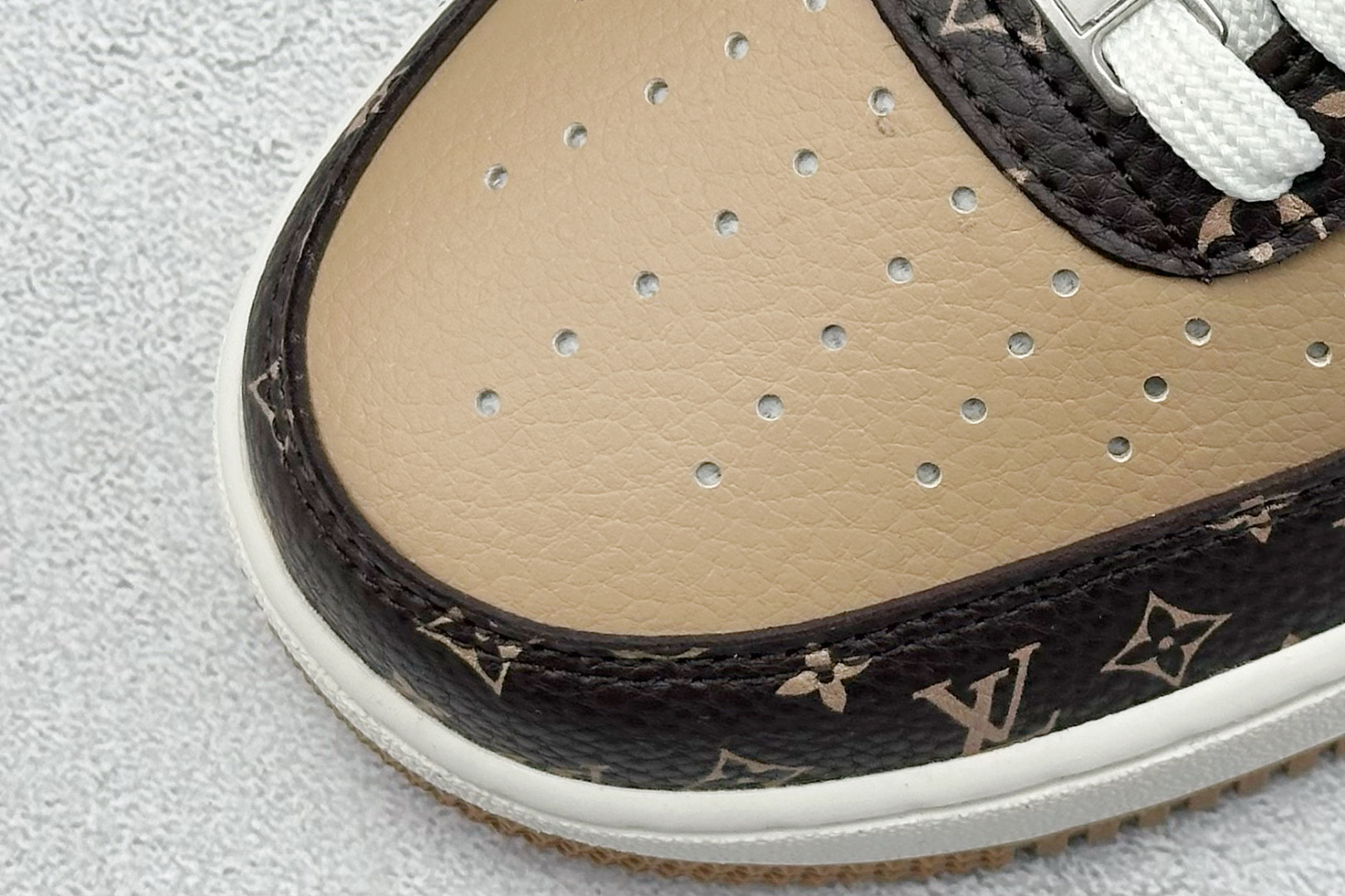 260 SC版Nike Air Force 1'07 Low LV联名 咖啡棕小白勾 空军一号低帮休闲板鞋 LW9279-009