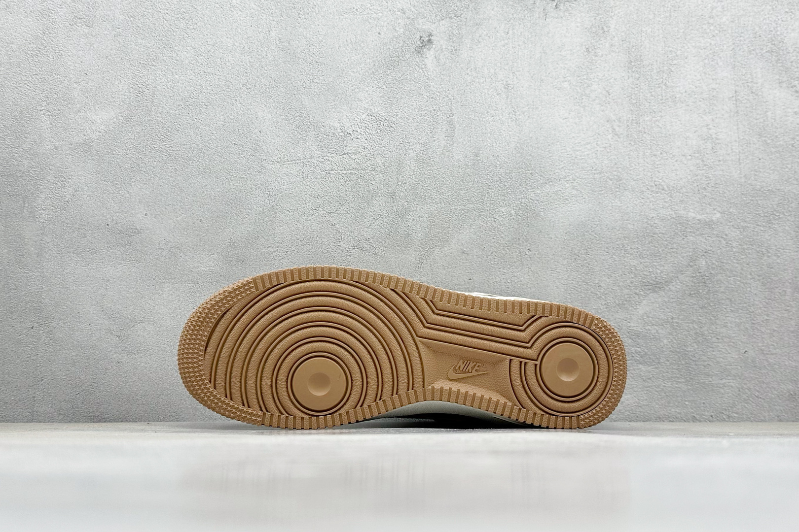 260 SC版Nike Air Force 1'07 Low LV联名 咖啡棕小白勾 空军一号低帮休闲板鞋 LW9279-009