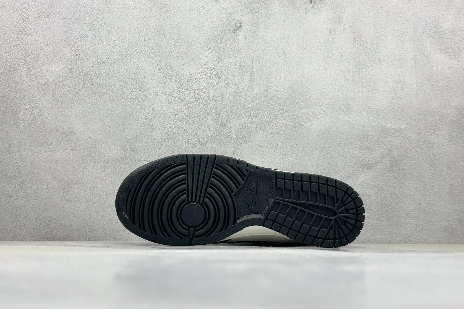 240 XC版Nike SB Dunk Low“BAPE联名——满印五角星黑勾” 周年高端定制 低帮休闲板鞋 DJ2024-122-Chinese UA Cheap High Quatity Brand Clothes Bags handbags Sneakers wholesale wholesaler seller from China Factory suppliers Fashion Clothing Shoes best Quality Beautiful Price 240 XC版Nike SB Dunk Low“BAPE联名——满印五角星黑勾” 周年高端定制 低帮休闲板鞋 DJ2024-122