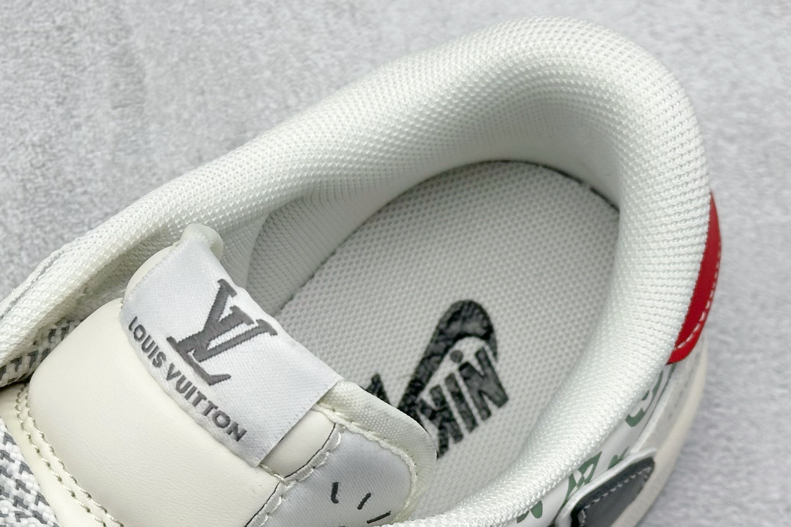 280 XC版Travis Scott x Fragment Design x Air Jordan 1 Low OG SP AJ1 乔1 LV联名 灰红标 低帮文化休闲板鞋 YX5066-336