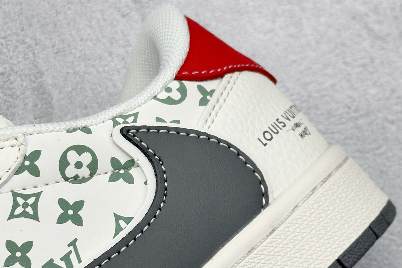 280 XC版Travis Scott x Fragment Design x Air Jordan 1 Low OG SP AJ1 乔1 LV联名 灰红标 低帮文化休闲板鞋 YX5066-336