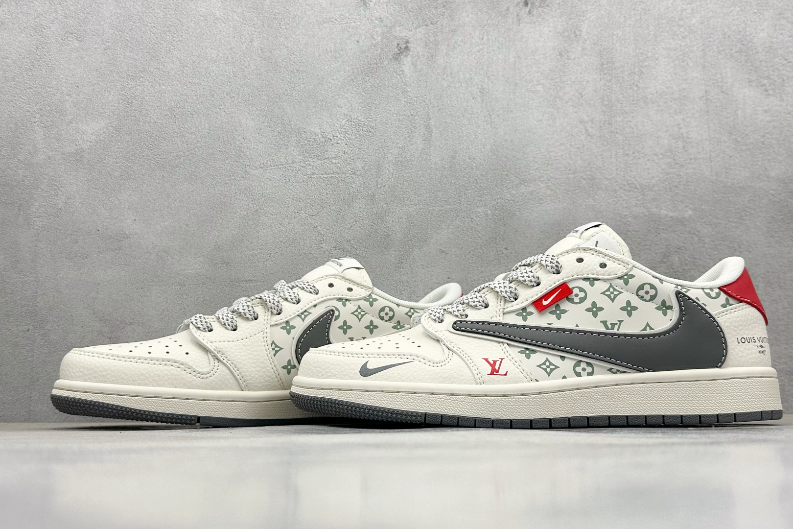 280 XC版Travis Scott x Fragment Design x Air Jordan 1 Low OG SP AJ1 乔1 LV联名 灰红标 低帮文化休闲板鞋 YX5066-336