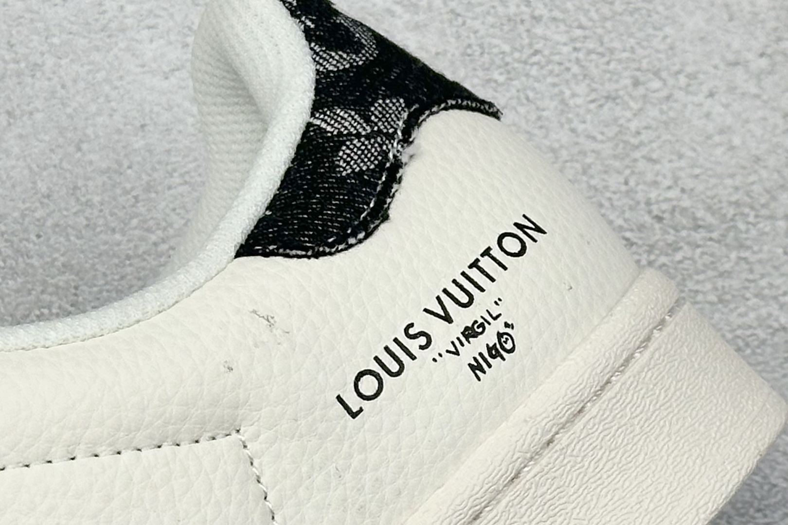 240 AD Originals Superstar x Louis Vuitton 白黑 SD6820-Chinese  UA Cheap High Quatity Brand  Clothes Bags handbags Sneakers wholesale wholesaler seller from China Factory suppliers Fashion Clothing  Shoes best Quality Beautiful Price  240 AD Originals Superstar x Louis Vuitton 白黑 SD6820