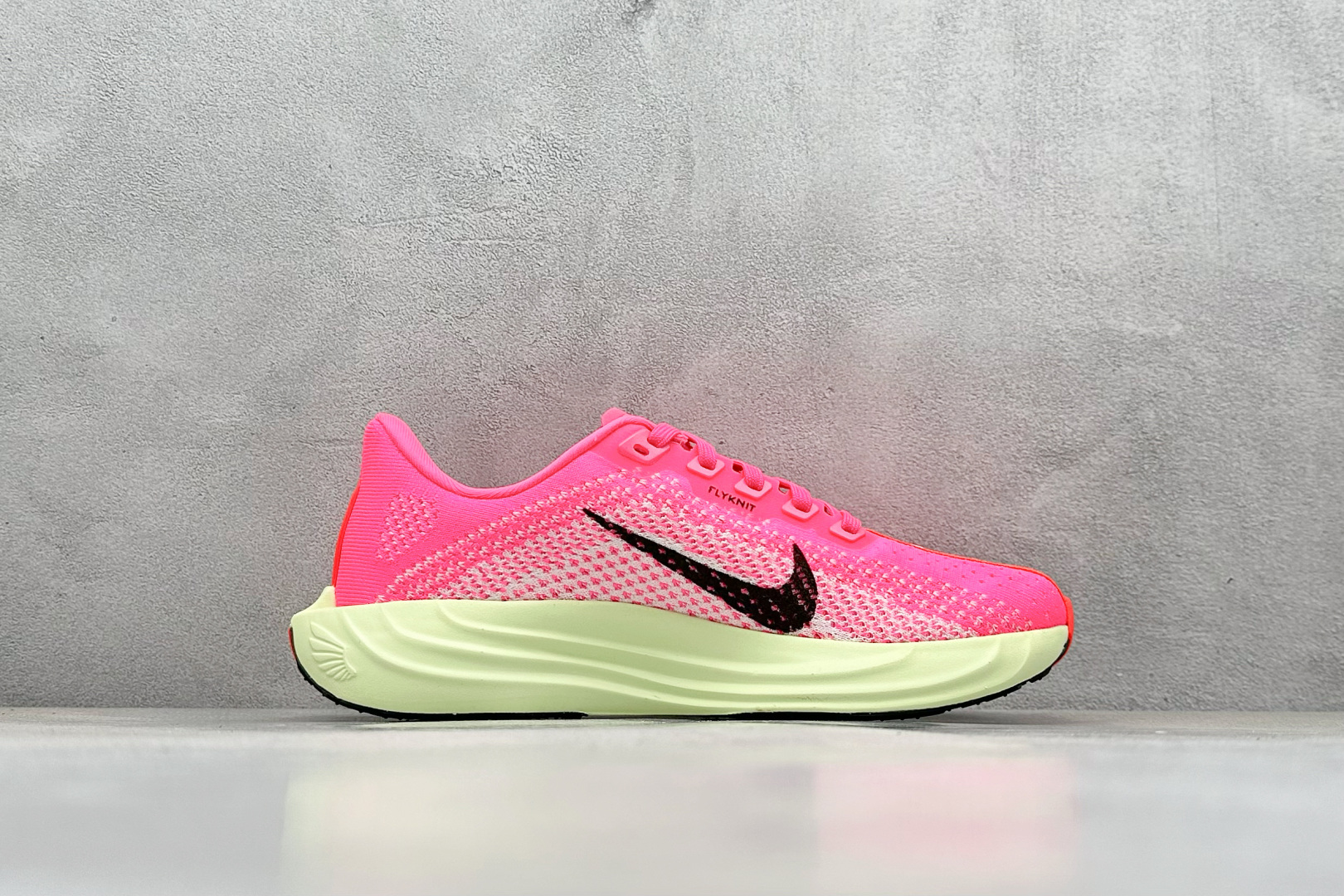 
RS版 Air Zoom Pegasus 35 飞马系列
外贸专供订单 原厂折返国内销售 
国外专柜标
