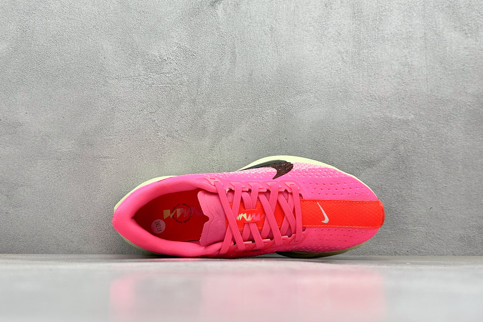 
RS版 Air Zoom Pegasus 35 飞马系列
外贸专供订单 原厂折返国内销售 
国外专柜标