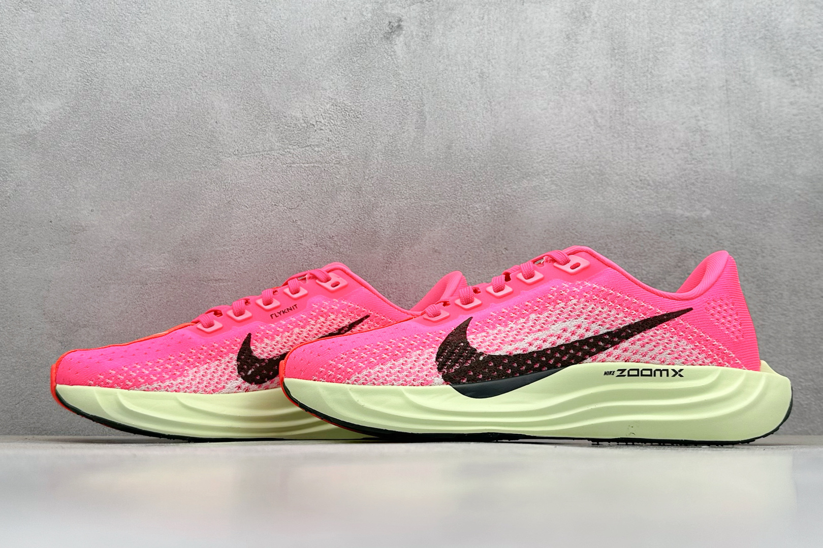 
RS版 Air Zoom Pegasus 35 飞马系列
外贸专供订单 原厂折返国内销售 
国外专柜标