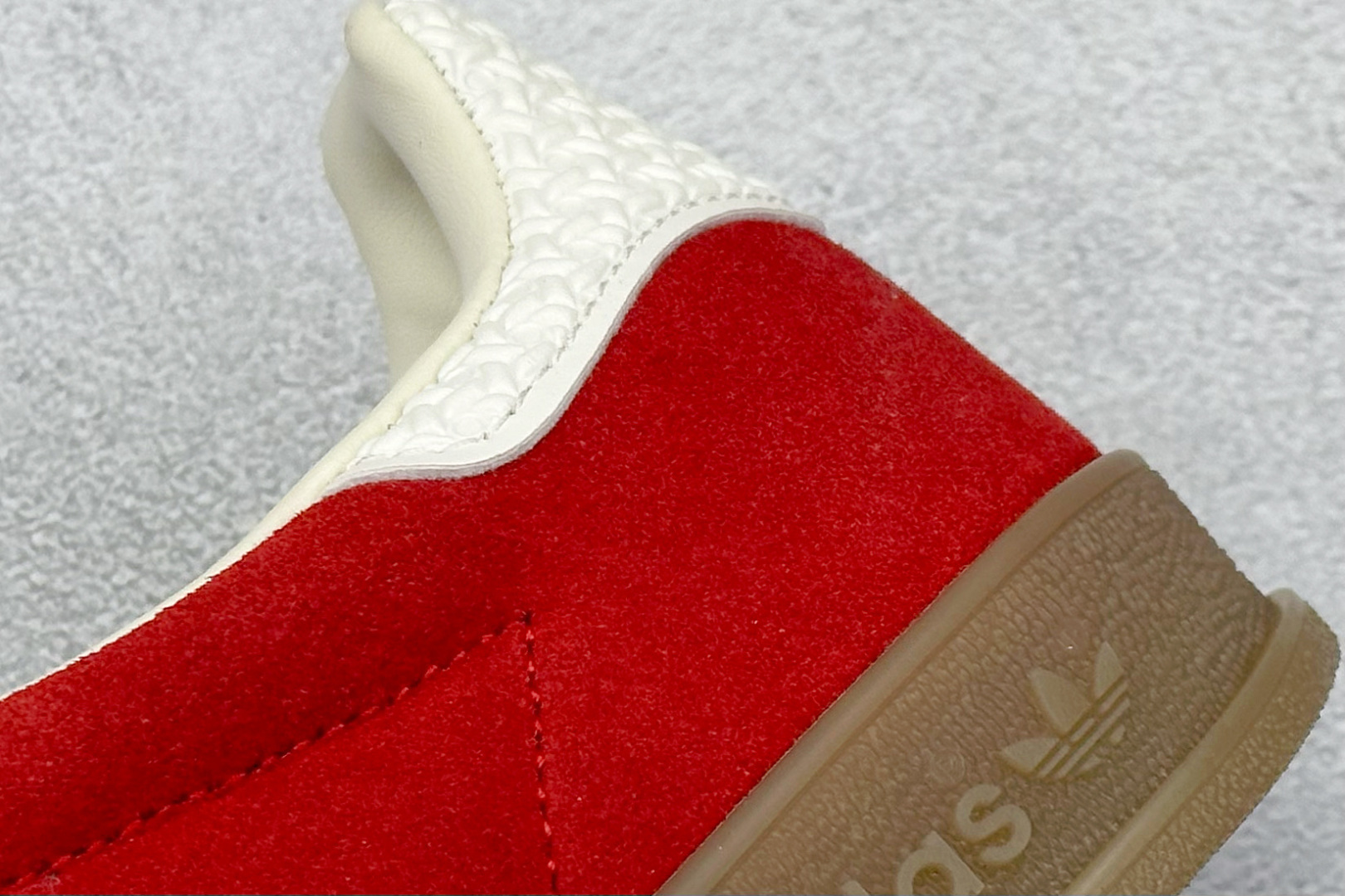 160 AD Originals Gazelle INdoor 三叶草休闲防滑耐磨低帮板鞋 IF1808