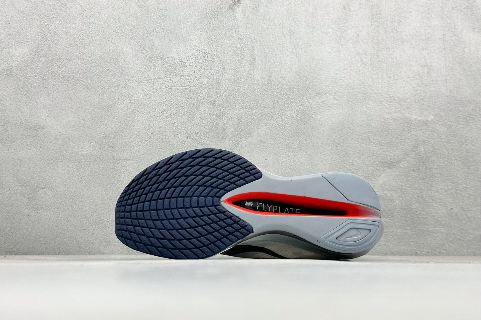 220 Nike ZoomX Vaporfly NEXT% 4 马拉松系列公路竞速超轻缓震跑步鞋 HF6412-100