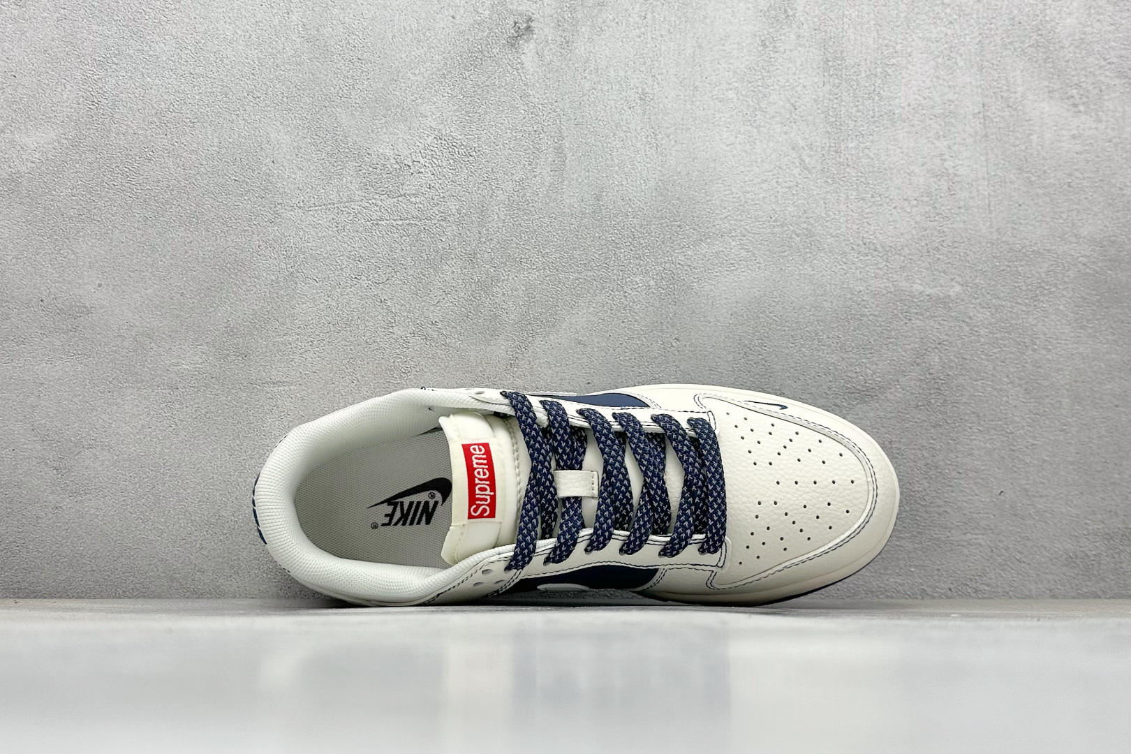 280 Nike SB Dunk Low x superme 白蓝三小勾 JP1628-009-Chinese UA Cheap High Quatity Brand Clothes Bags handbags Sneakers wholesale wholesaler seller from China Factory suppliers Fashion Clothing Shoes best Quality Beautiful Price 280 Nike SB Dunk Low x superme 白蓝三小勾 JP1628-009