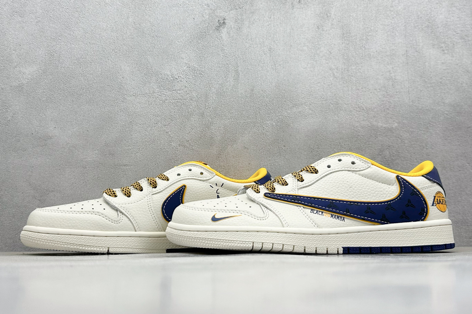 260 Travis Scott x Nike Air Jordan 1 Low x LOS ANGELES Air Jordan 1 Low 反转洛杉矶湖人白黄小勾满天星倒钩 XB1979-007-Chinese UA Cheap High Quatity Brand Clothes Bags handbags Sneakers wholesale wholesaler seller from China Factory suppliers Fashion Clothing Shoes best Quality Beautiful Price 260 Travis Scott x Nike Air Jordan 1 Low x LOS ANGELES Air Jordan 1 Low 反转洛杉矶湖人白黄小勾满天星倒钩 XB1979-007