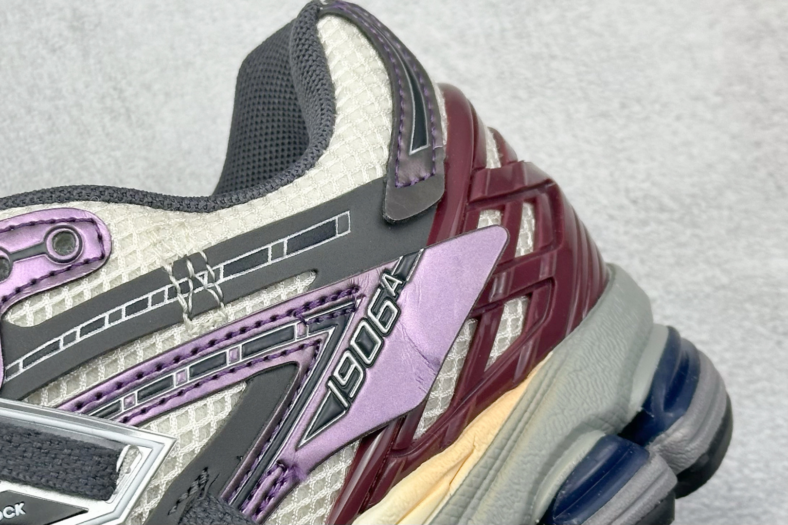 190 RA版 New Balance M1906系列 复古单品宝藏老爹鞋款 M1906ANB-Chinese  UA Cheap High Quatity Brand  Clothes Bags handbags Sneakers wholesale wholesaler seller from China Factory suppliers Fashion Clothing  Shoes best Quality Beautiful Price  190 RA版 New Balance M1906系列 复古单品宝藏老爹鞋款 M1906ANB