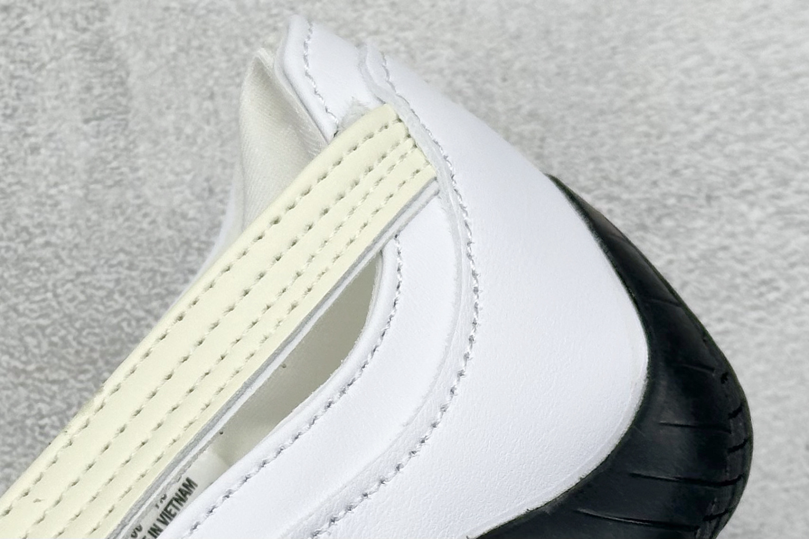 120 HY性价比PuMa Speedcat 舒适百搭 低帮 芭蕾鞋 403587-02-Chinese  UA Cheap High Quatity Brand  Clothes Bags handbags Sneakers wholesale wholesaler seller from China Factory suppliers Fashion Clothing  Shoes best Quality Beautiful Price  120 HY性价比PuMa Speedcat 舒适百搭 低帮 芭蕾鞋 403587-02