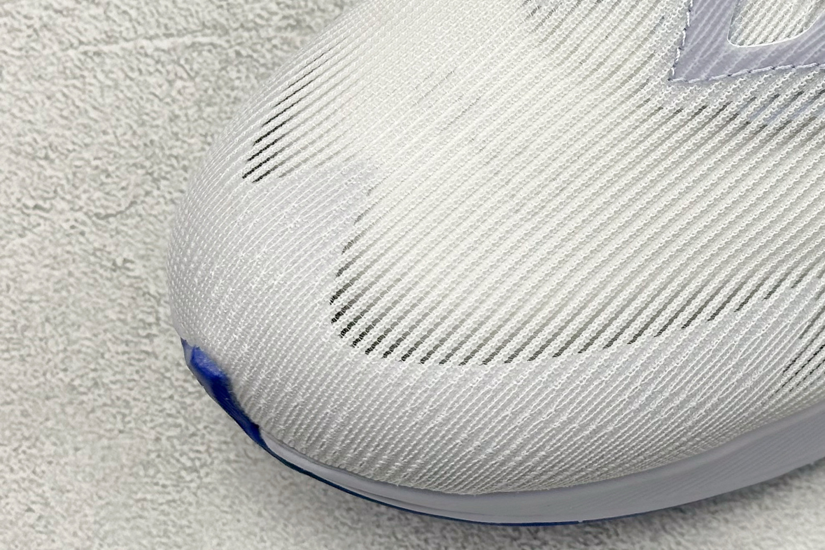 260 F版Nike ZoomX Vaporfly NEXT% 4 马拉松系列公路竞速超轻缓震跑步鞋 HF6414-001