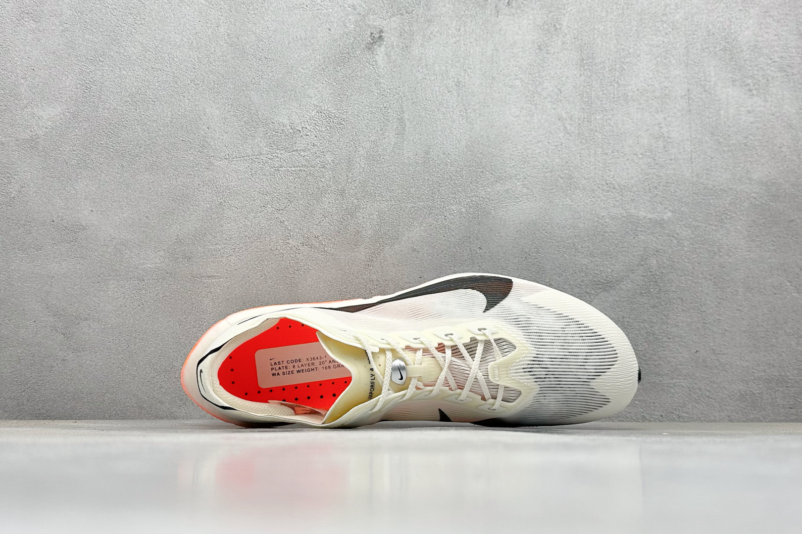 260 F版Nike ZoomX Vaporfly NEXT% 4 马拉松系列公路竞速超轻缓震跑步鞋 HF6411-100-Chinese UA Cheap High Quatity Brand Clothes Bags handbags Sneakers wholesale wholesaler seller from China Factory suppliers Fashion Clothing Shoes best Quality Beautiful Price 260 F版Nike ZoomX Vaporfly NEXT% 4 马拉松系列公路竞速超轻缓震跑步鞋 HF6411-100