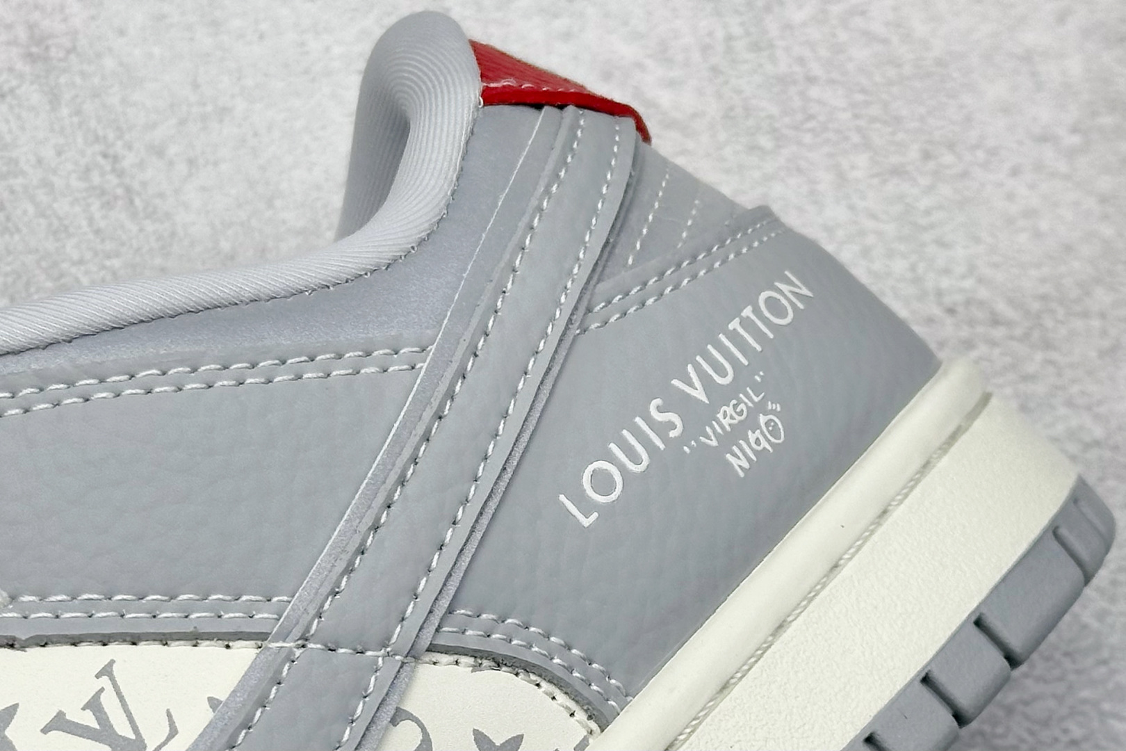 280 SC版Nike SB Dunk Low x Louis Vuitton 灰白 SC9207-426