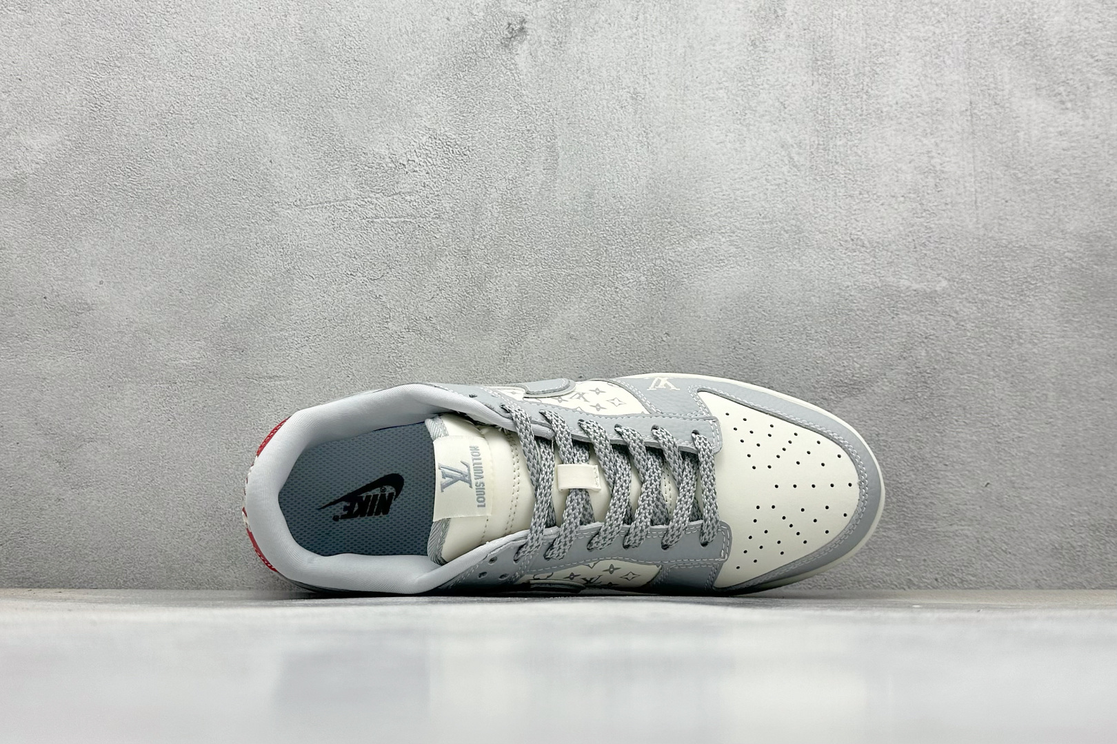 280 SC版Nike SB Dunk Low x Louis Vuitton 灰白 SC9207-426