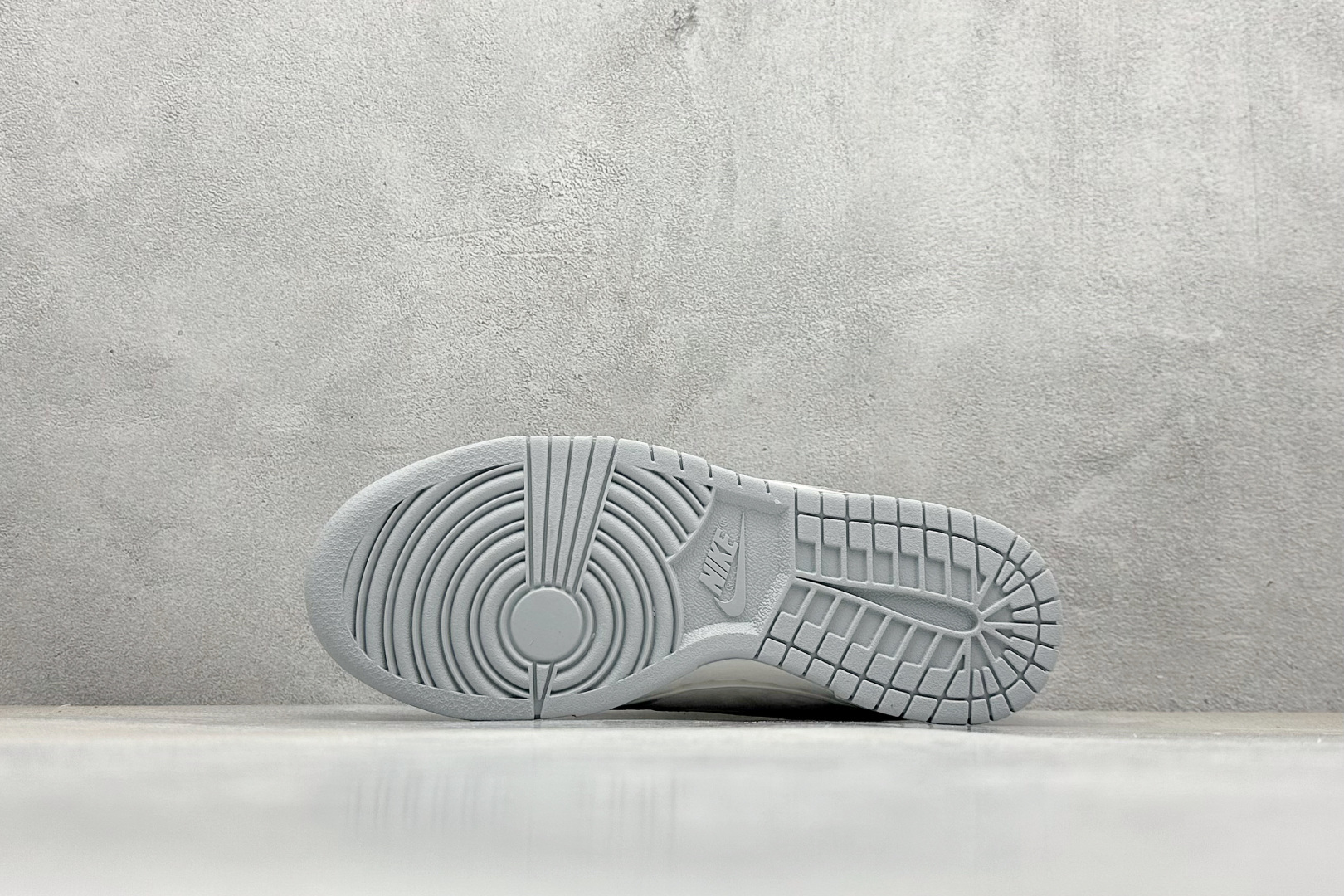 240 XC版Nike SB Dunk Low“迪奥联名——暗纹蓝勾” 周年高端定制 低帮休闲板鞋 DJ2024-126-Chinese UA Cheap High Quatity Brand Clothes Bags handbags Sneakers wholesale wholesaler seller from China Factory suppliers Fashion Clothing Shoes best Quality Beautiful Price 240 XC版Nike SB Dunk Low“迪奥联名——暗纹蓝勾” 周年高端定制 低帮休闲板鞋 DJ2024-126