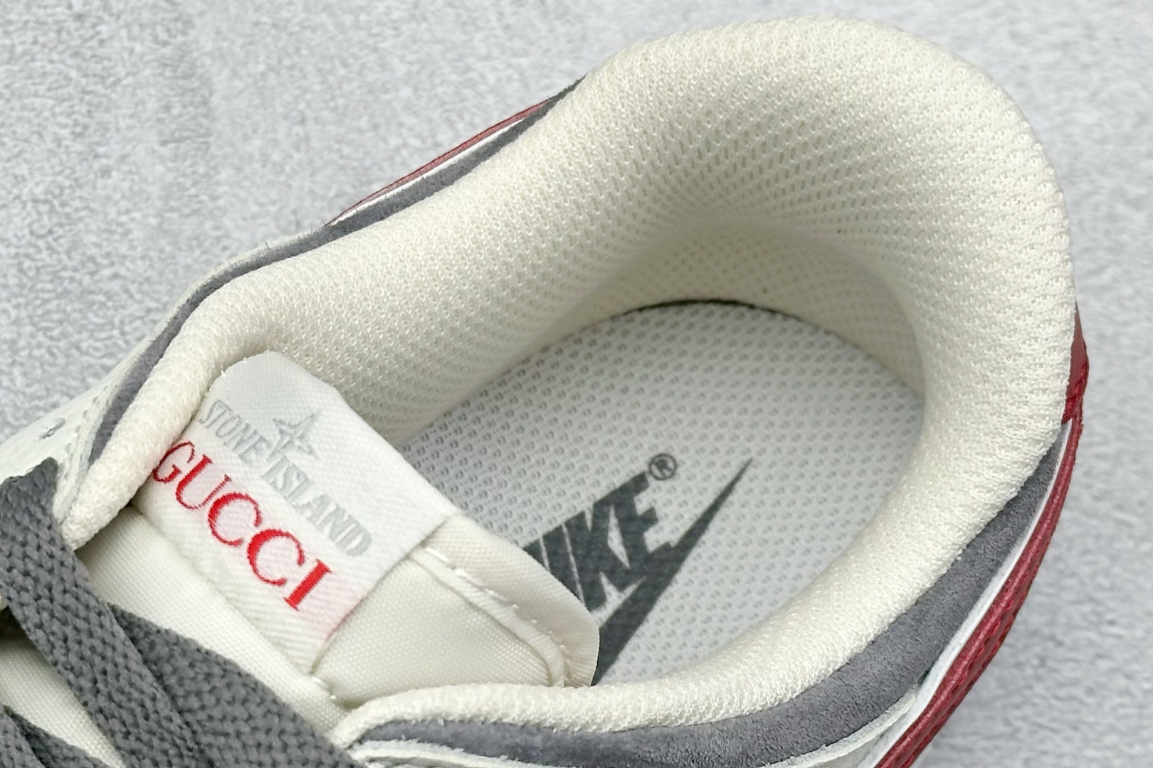 240 XC版Nike SB Dunk Low“古驰X石头岛三方联名——猪八红勾” 周年高端定制 低帮休闲板鞋 DJ2024-124