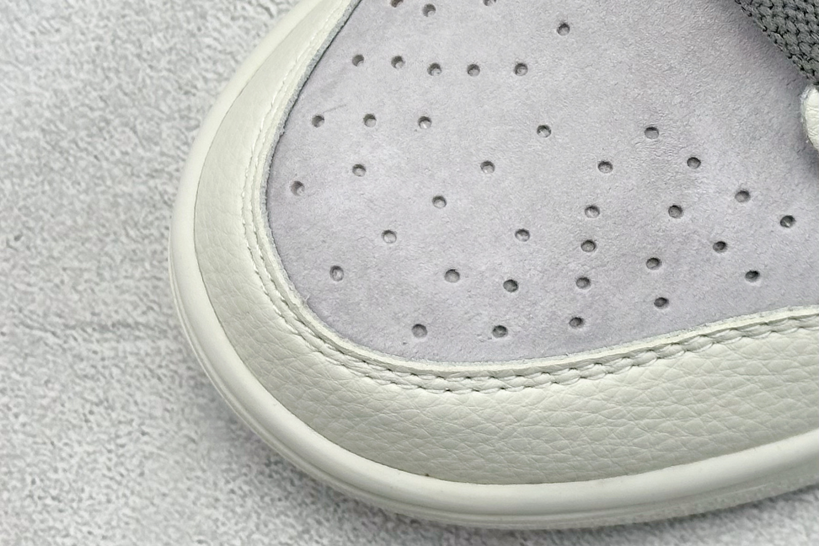 240 XC版Nike SB Dunk Low“古驰X石头岛三方联名——猪八红勾” 周年高端定制 低帮休闲板鞋 DJ2024-124