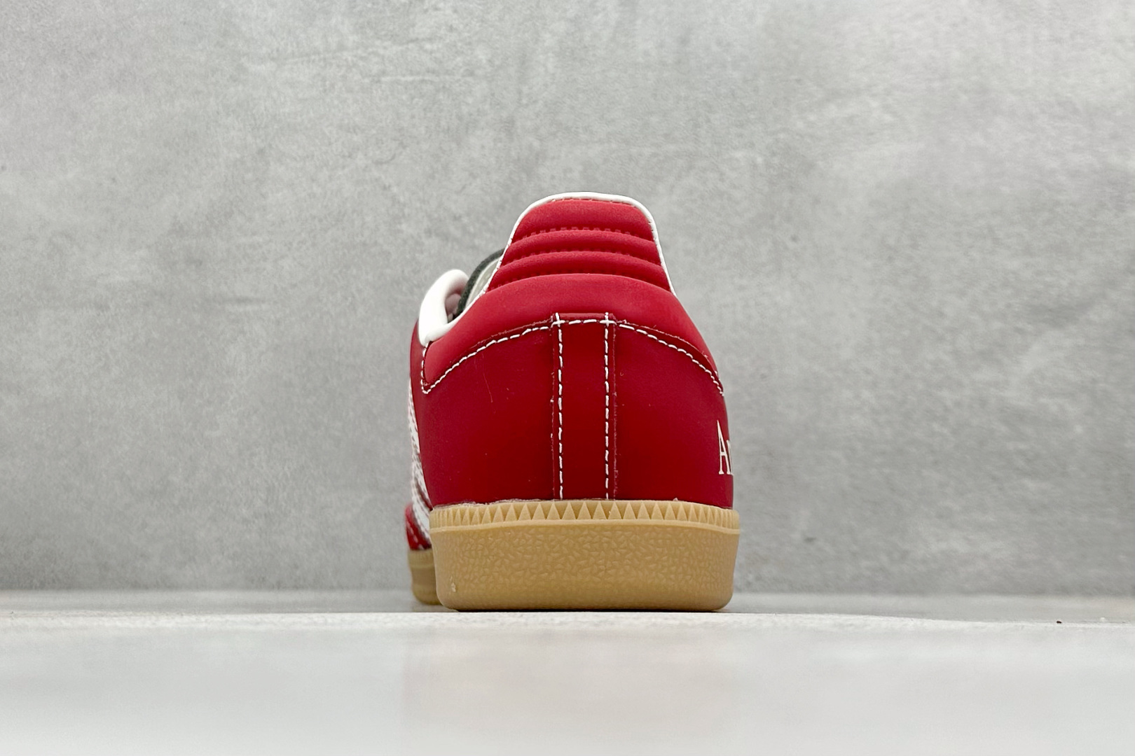 220 adidas originals Samba OG x AMI 红白 桑巴舞系列复古经典轻便板鞋 XR0006