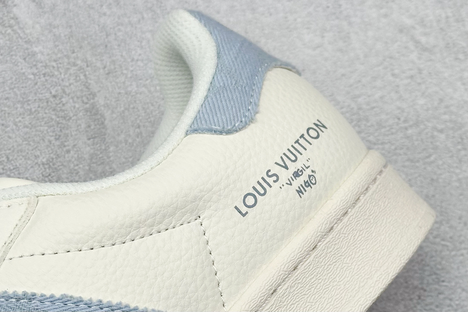 240 AD Originals Superstar x Louis Vuitton 白蓝 SD6821