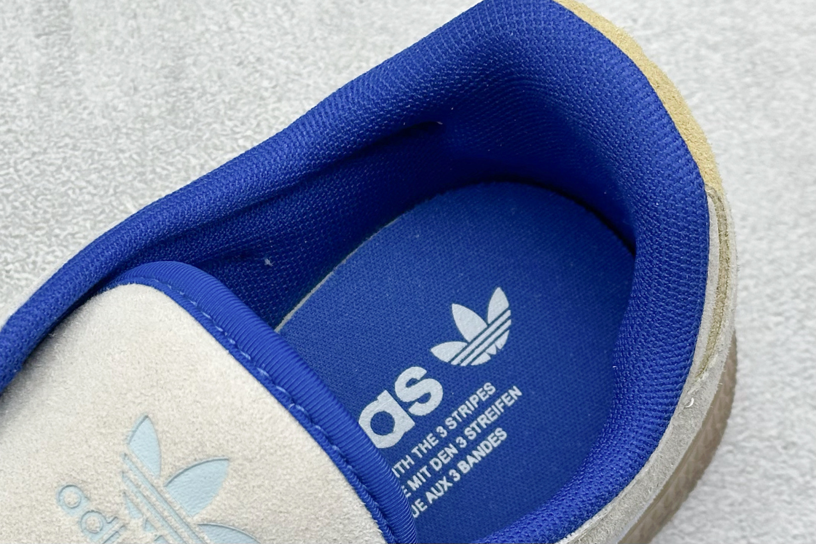 140 Adidas Handball Spezial ST 阿迪达斯经典复古休闲板鞋 JI2606