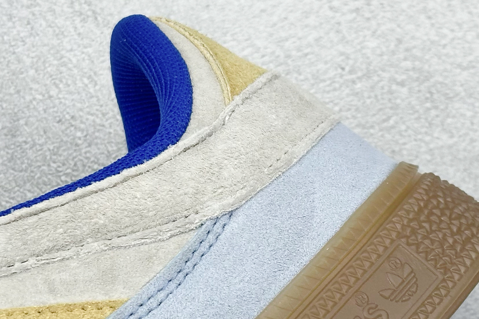 140 Adidas Handball Spezial ST 阿迪达斯经典复古休闲板鞋 JI2606