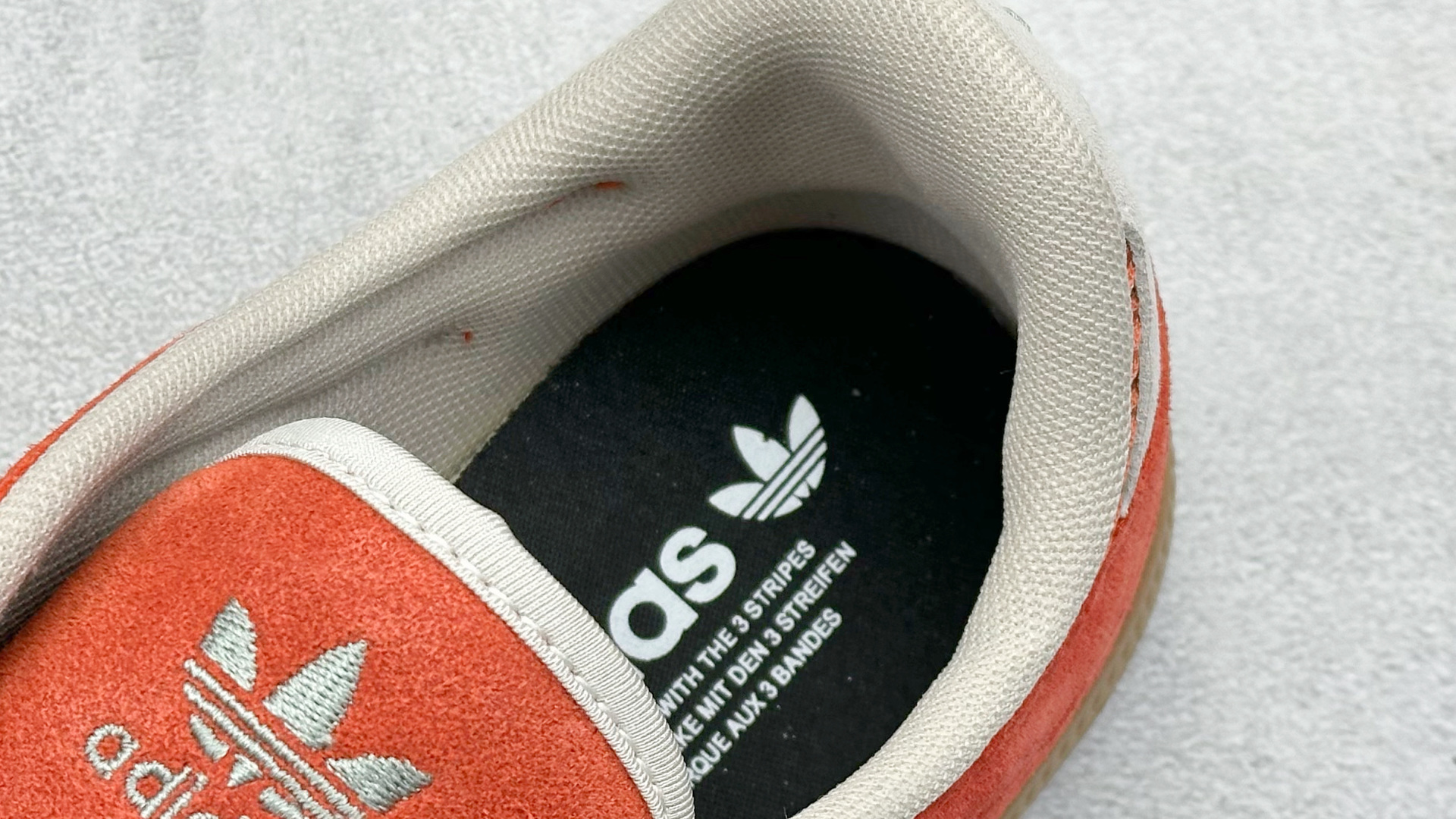 140 Adidas Handball Spezial ST 阿迪达斯经典复古休闲板鞋 JI2607