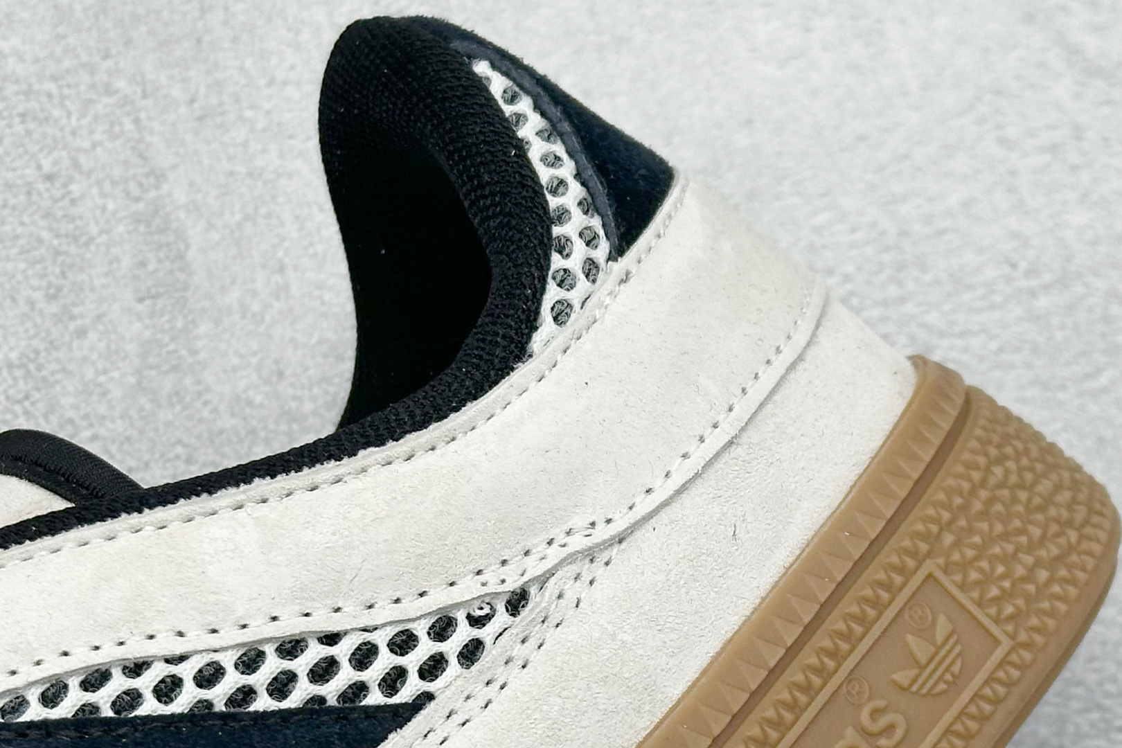 140 Adidas Handball Spezial ST 阿迪达斯经典复古休闲板鞋 JI2608