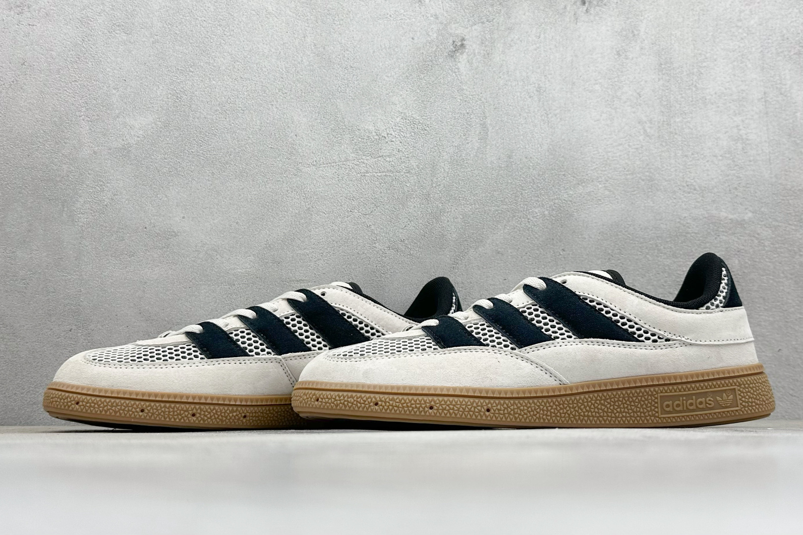 140 Adidas Handball Spezial ST 阿迪达斯经典复古休闲板鞋 JI2608