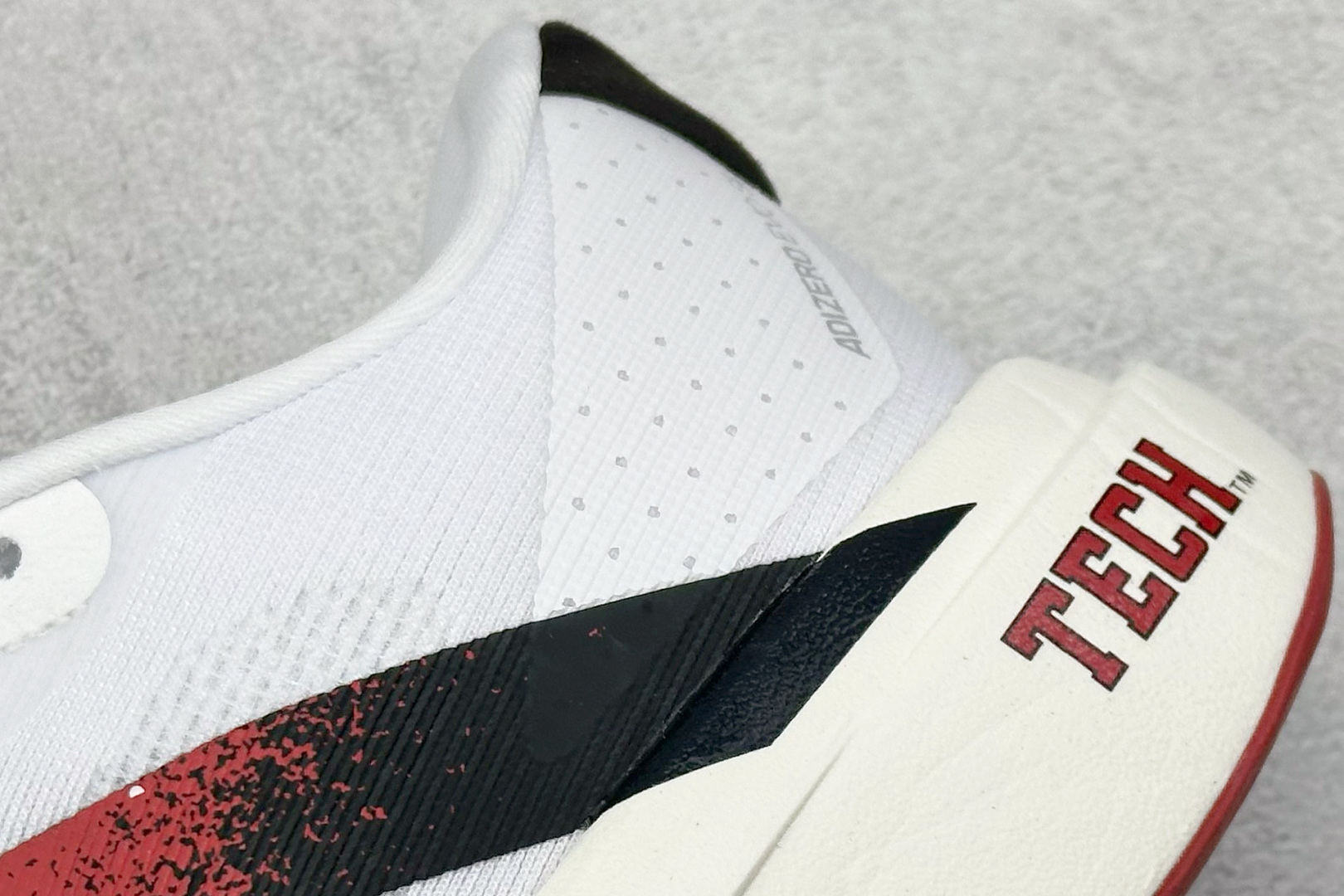 190 Adidas Adizero Evo SL 阿迪超轻透气缓震跑鞋 JQ4569