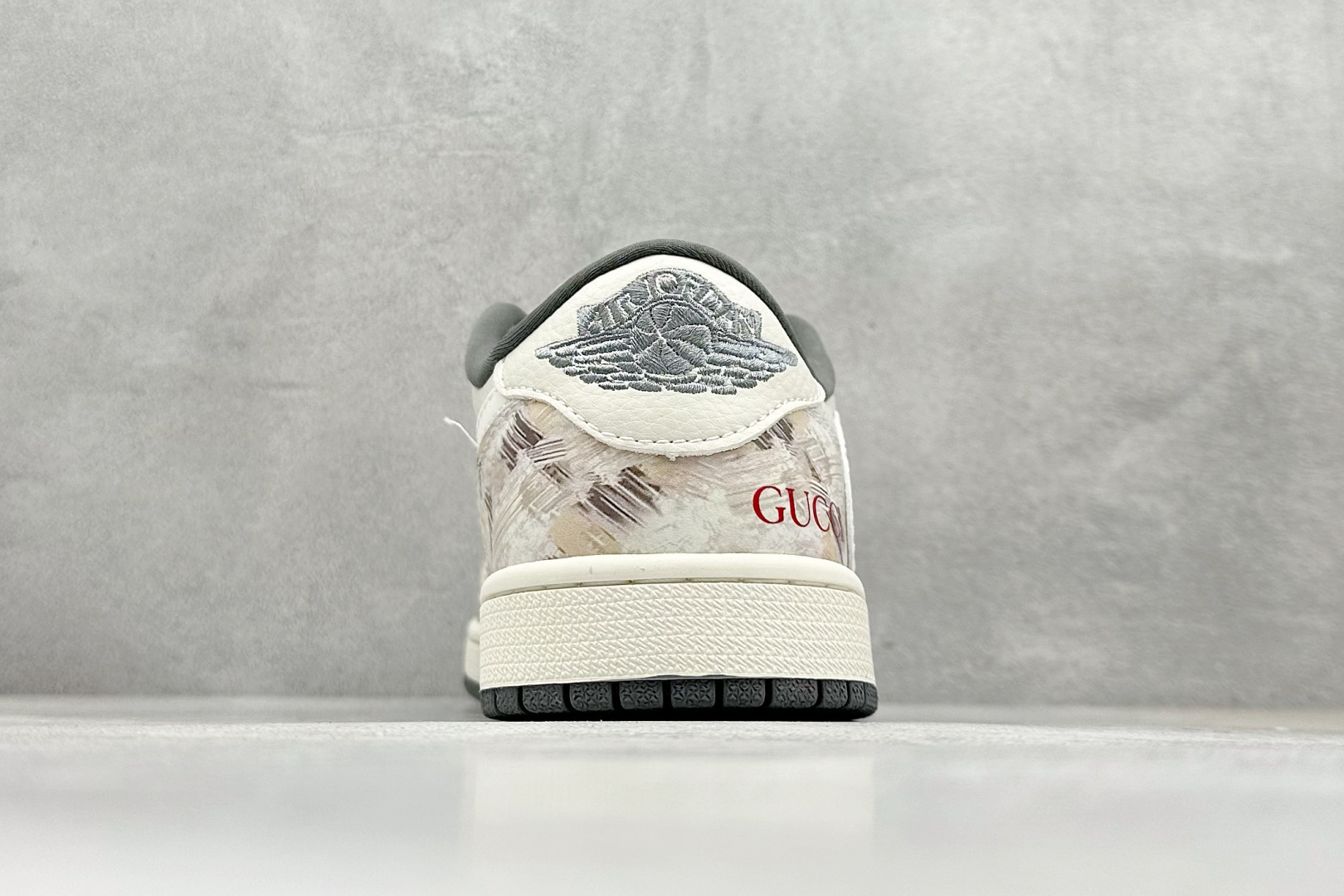 260 Travis Scott x Nike Air Jordan 1 Low x GUCCI Air Jordan 1 Low 反转灰棕双小勾满天星倒钩 XB1979-005