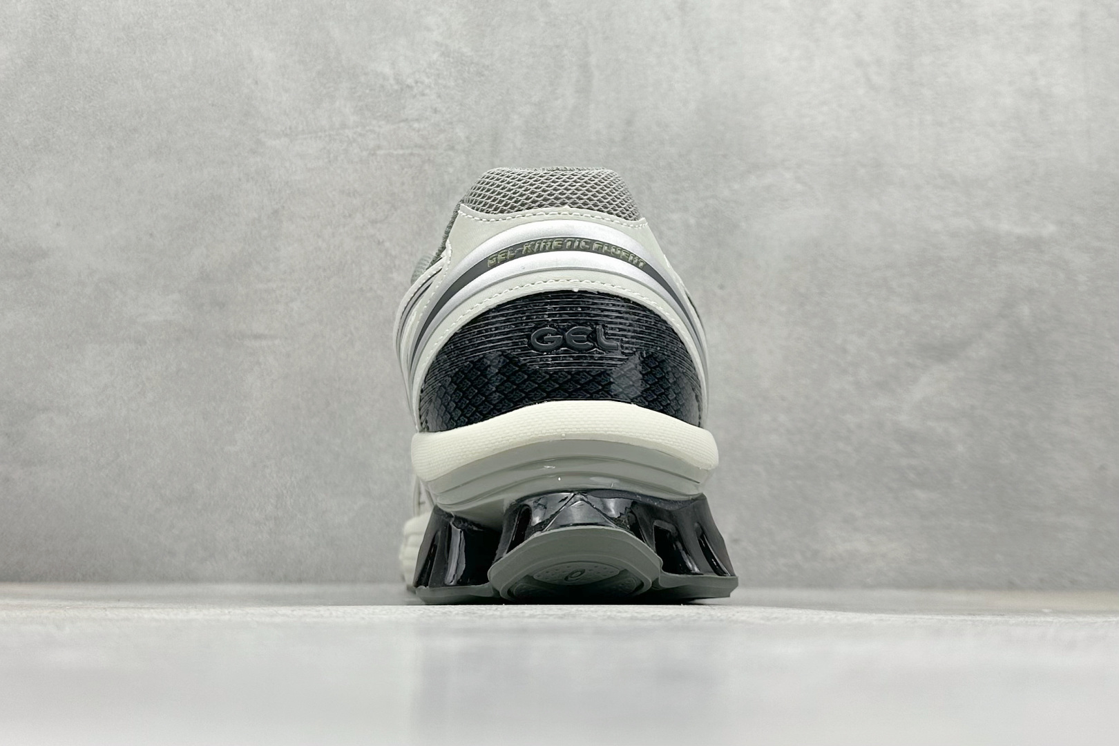 220 Asics Gel-Kinetic Fluent 亚瑟士运动休闲透气专业跑鞋