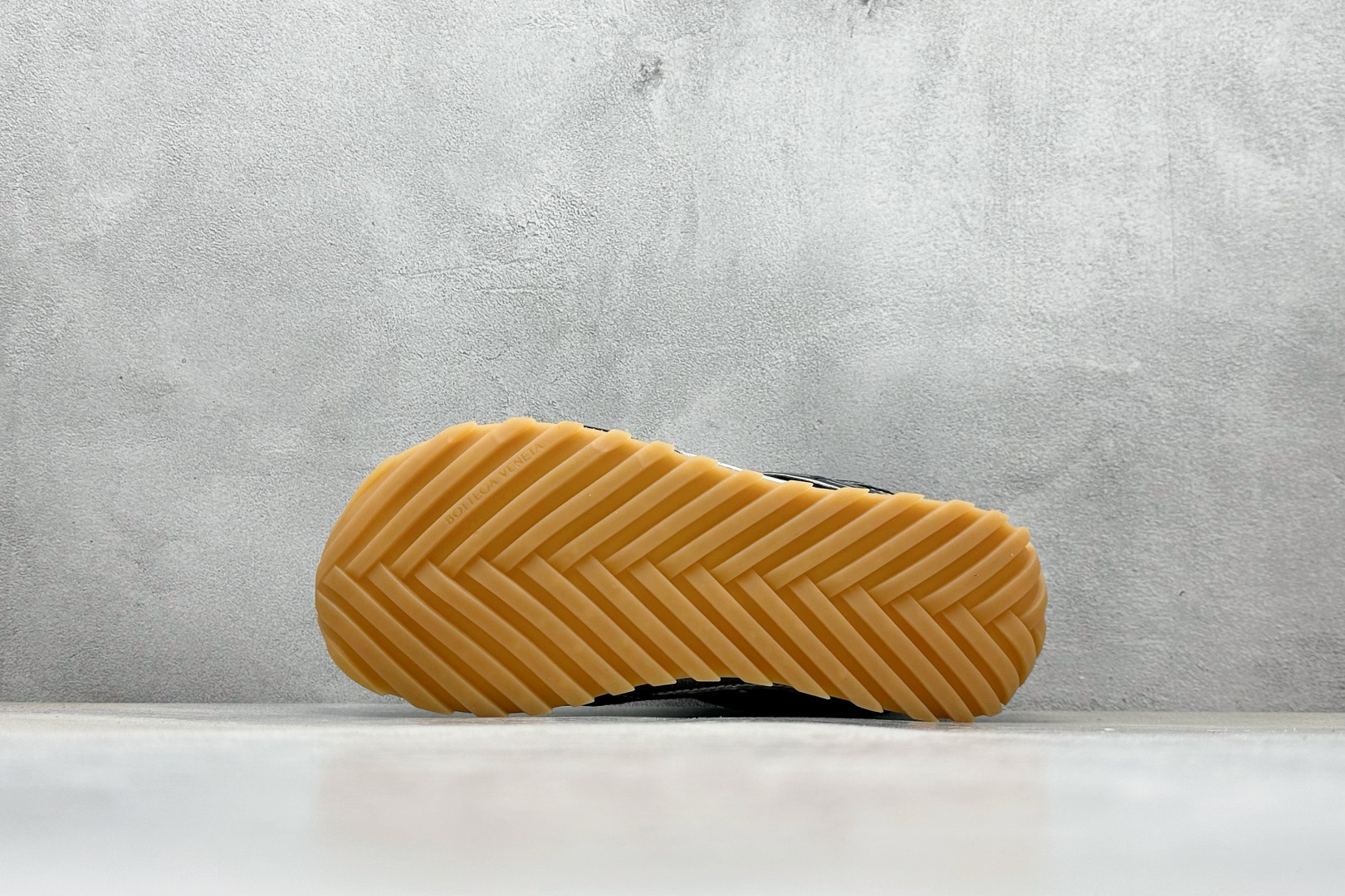 380 BOTTEGA VENETA Orbit Runner BV葆蝶家时尚休闲王一博同款老爹鞋运动鞋