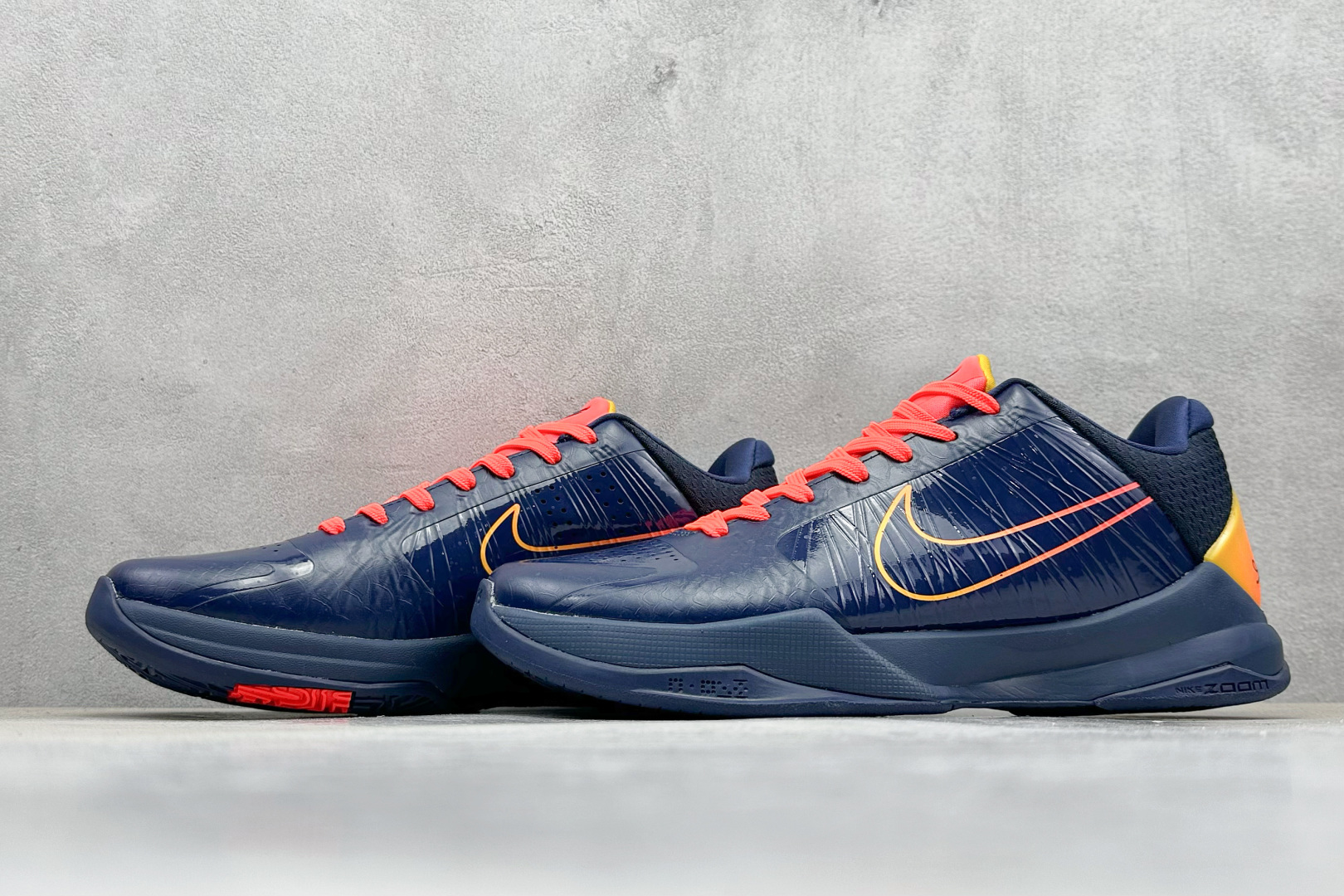 280 GJR NK Zoom Kobe 5 联名 科比五代 #Zoom Turbo气垫后掌EVA缓震 IM3207-400-Chinese  UA Cheap High Quatity Brand  Clothes Bags handbags Sneakers wholesale wholesaler seller from China Factory suppliers Fashion Clothing  Shoes best Quality Beautiful Price  280 GJR NK Zoom Kobe 5 联名 科比五代 #Zoom Turbo气垫后掌EVA缓震 IM3207-400