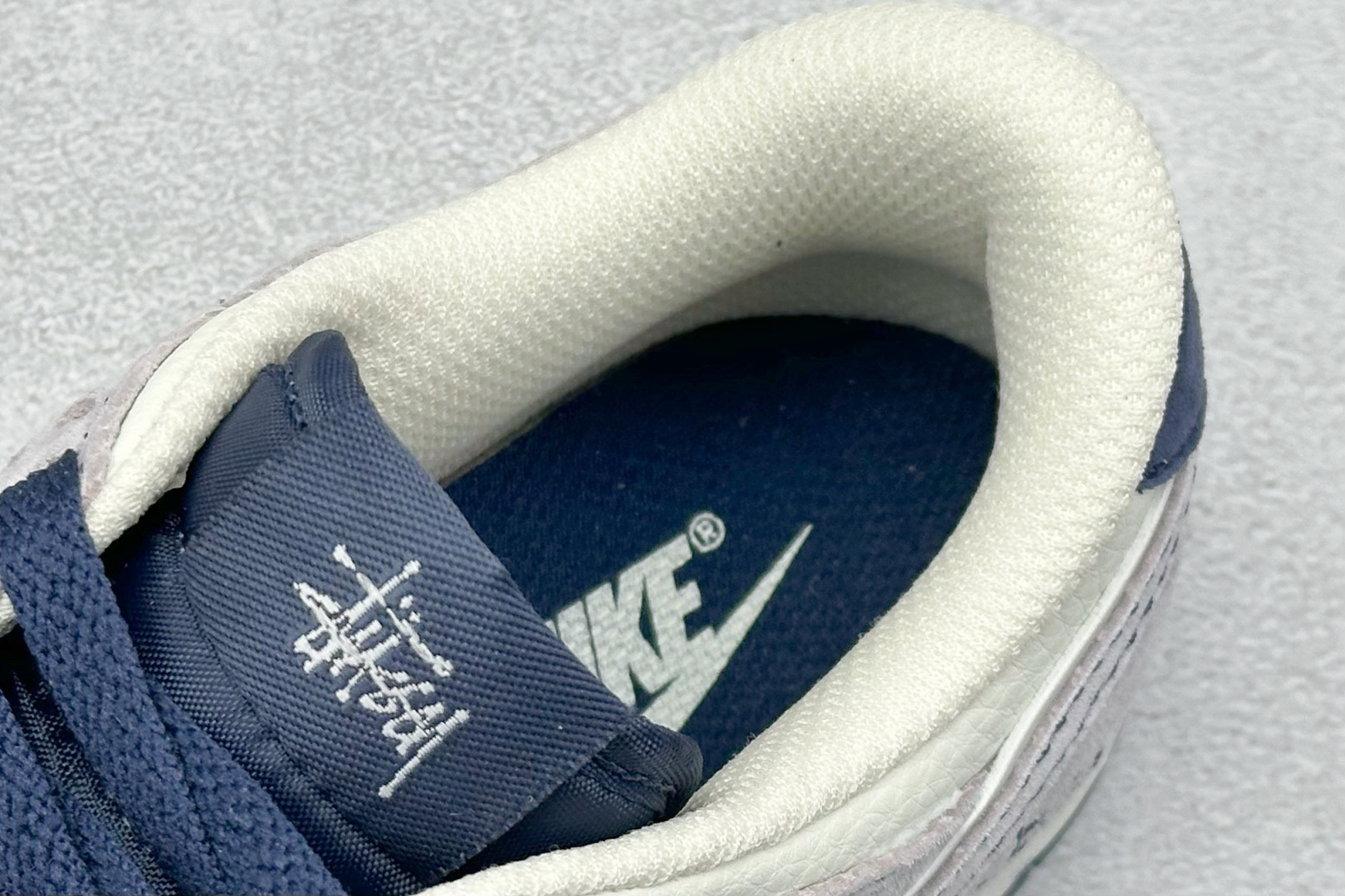 240 XC版Nk SB Dunk Low 斯图西联名 猪八灰勾 周年高端定制 低帮休闲板鞋 DJ2024-129