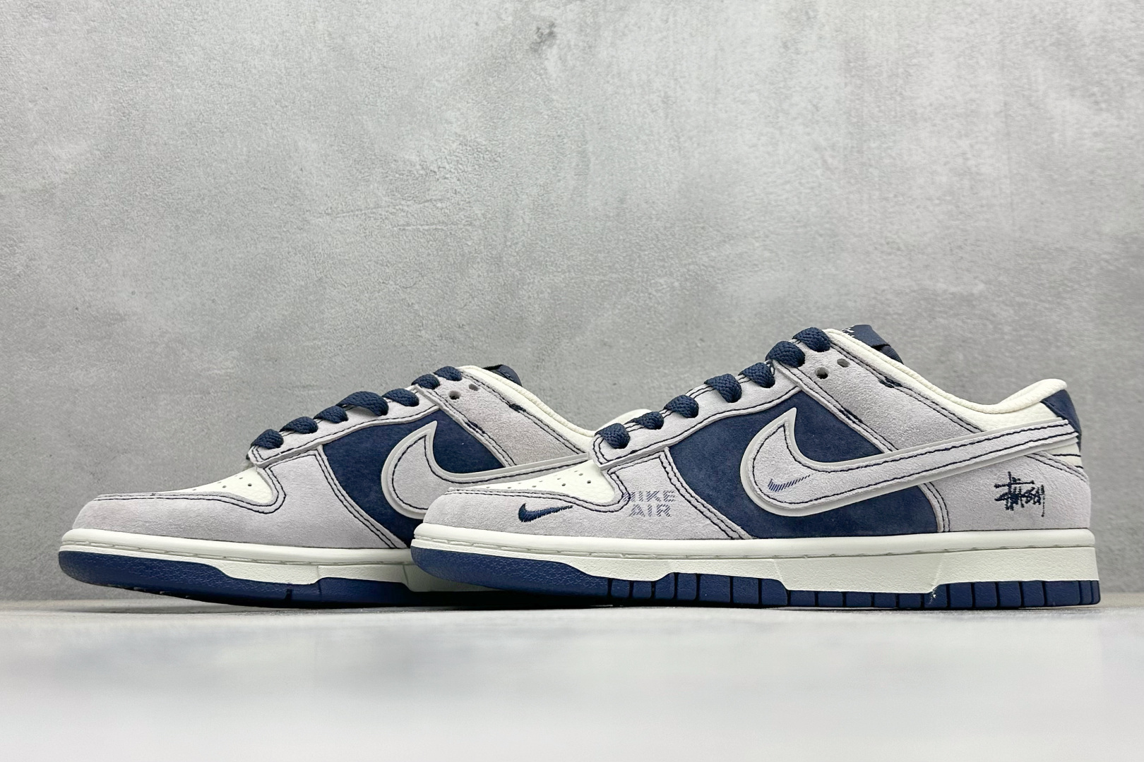 240 XC版Nk SB Dunk Low 斯图西联名 猪八灰勾 周年高端定制 低帮休闲板鞋 DJ2024-129