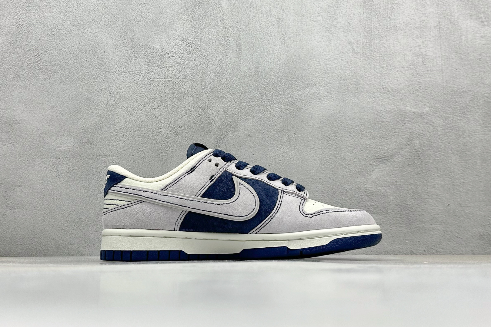 240 XC版Nk SB Dunk Low 斯图西联名 猪八灰勾 周年高端定制 低帮休闲板鞋 DJ2024-129