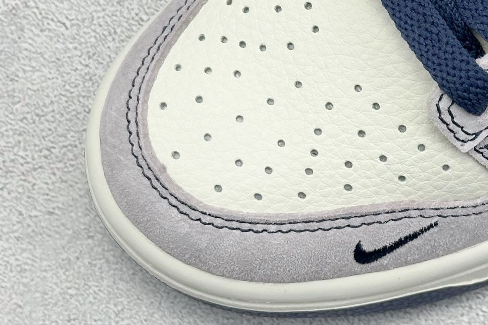 240 XC版Nk SB Dunk Low 斯图西联名 猪八灰勾 周年高端定制 低帮休闲板鞋 DJ2024-129