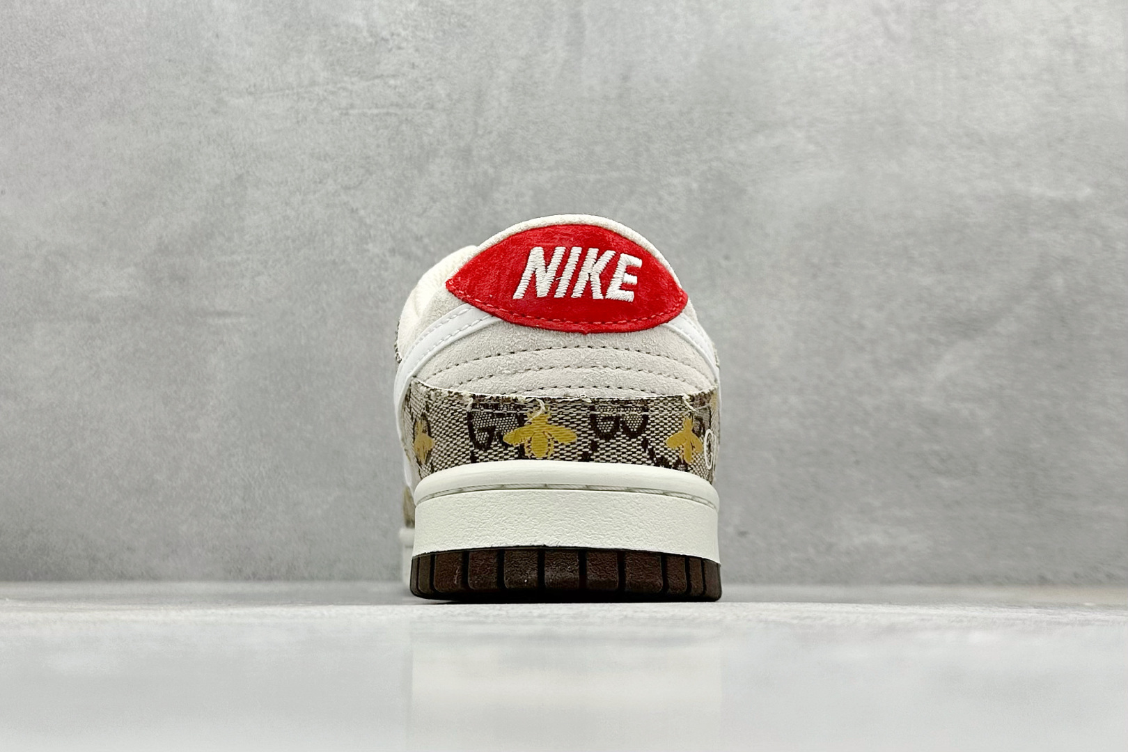 240 XC版Nike SB Dunk Low x GUCCI 灰黄老花小钩 DJ2024-130