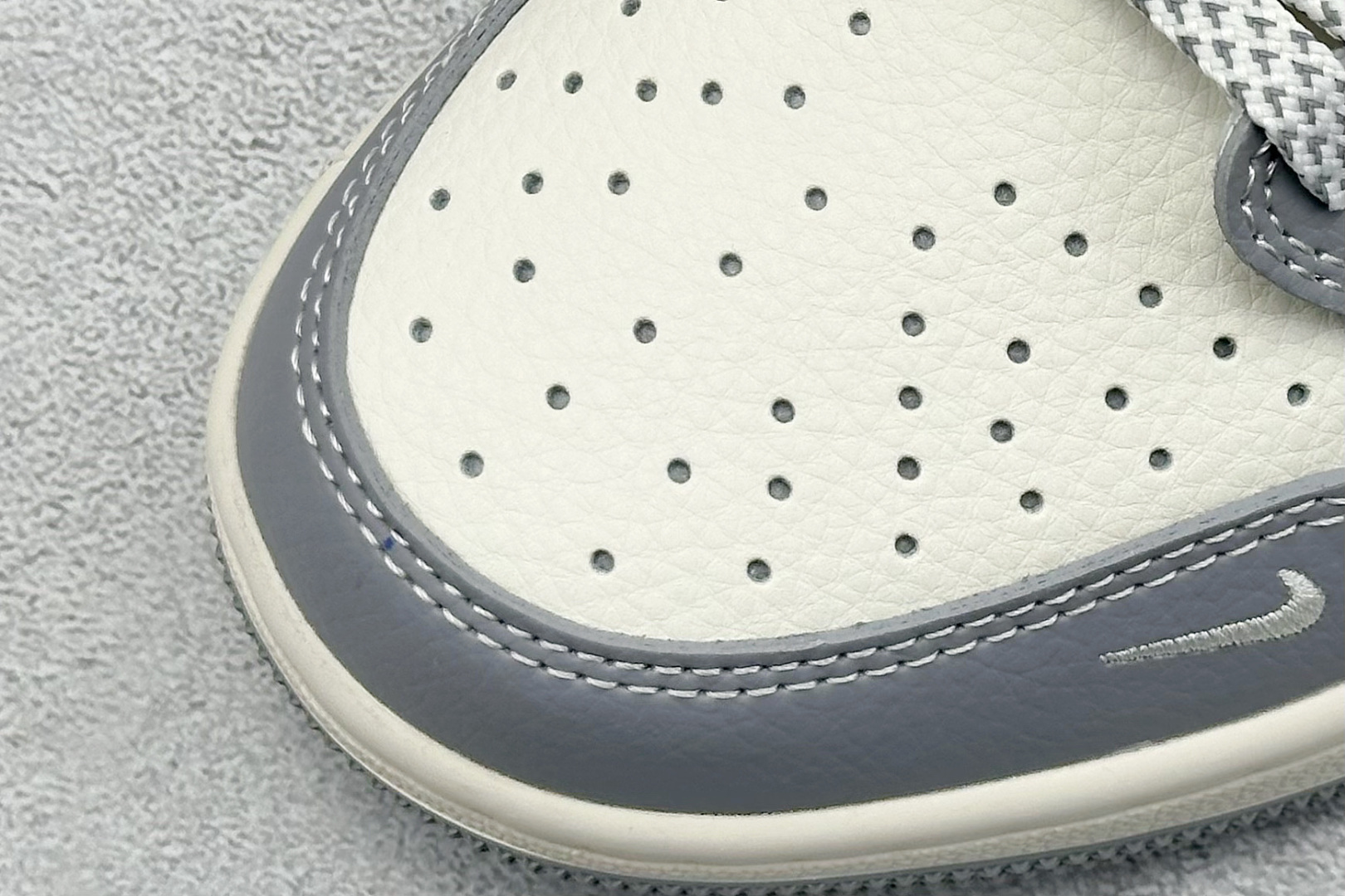 280 XC版Travis Scott x Fragment Design x Air Jordan 1 Low OG SP AJ1 乔1 迪奥联名 羽毛灰 低帮文化休闲板鞋 XS7089-612