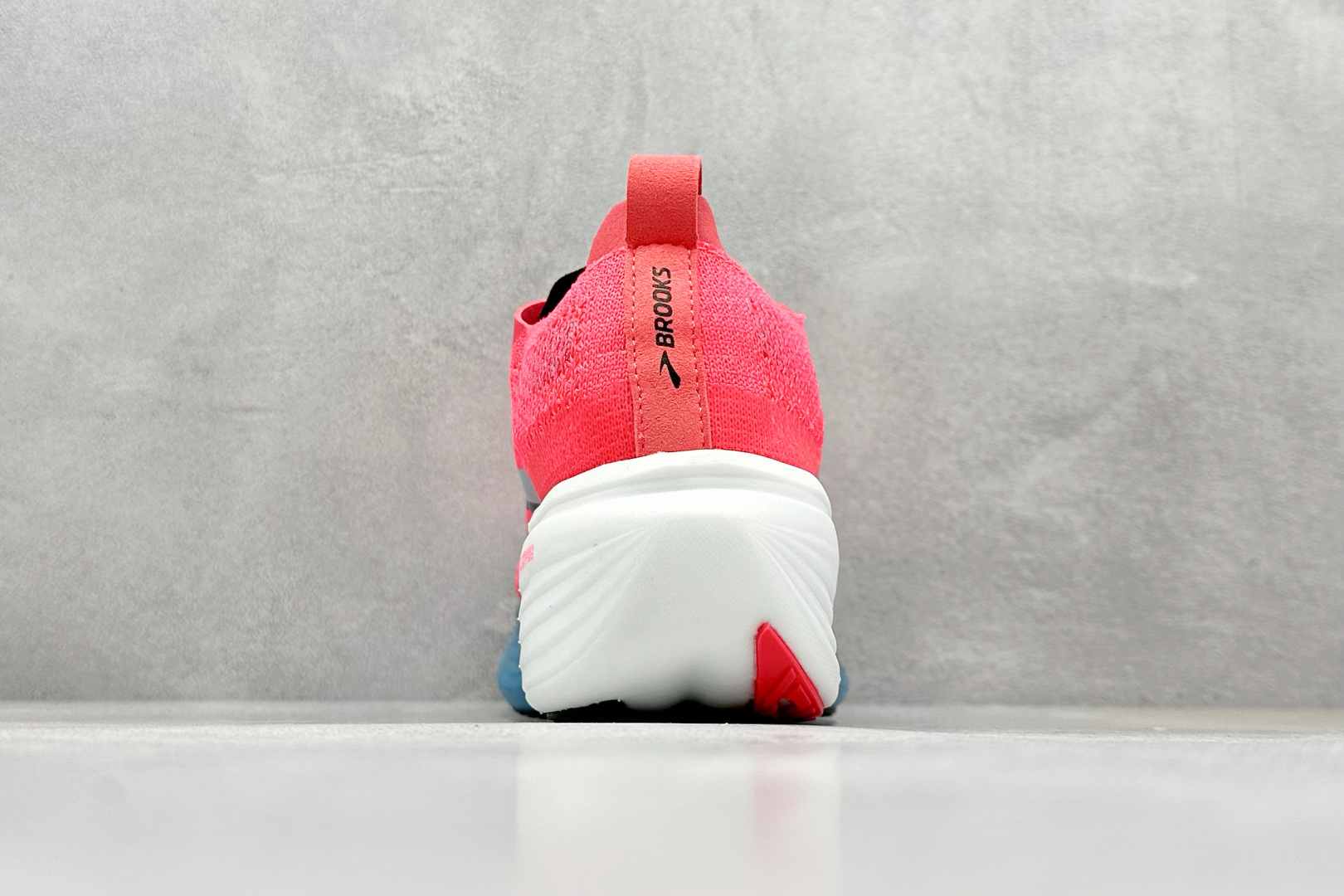 200 Brooks布鲁克斯 Hyperion Elite 4 舒适百搭防滑耐磨 低帮 越野竞速跑步鞋 100046 1D 645