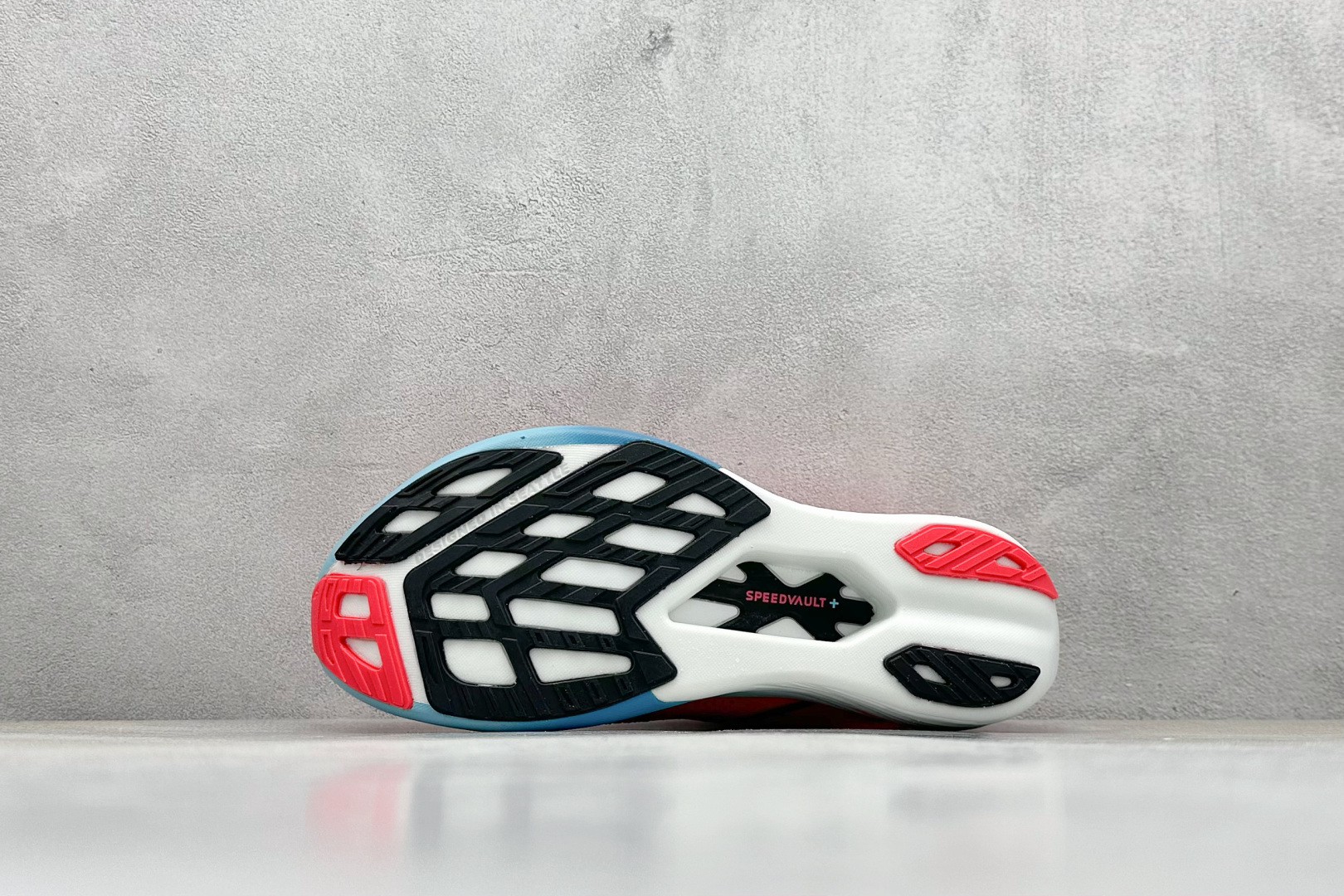 200 Brooks布鲁克斯 Hyperion Elite 4 舒适百搭防滑耐磨 低帮 越野竞速跑步鞋 100046 1D 645