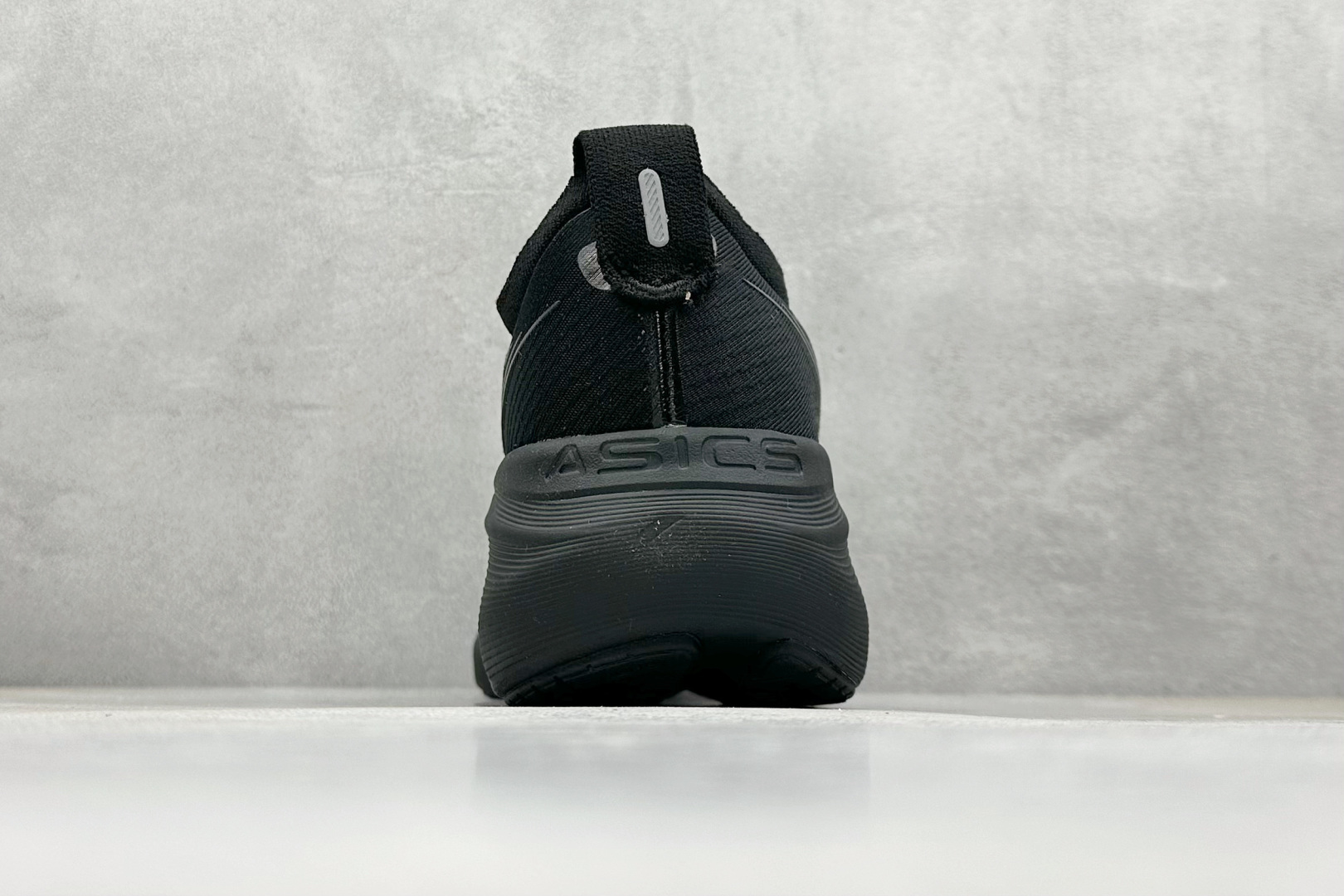 170 Asics Gel-Nimbus 27 亚瑟士复古透气休闲鞋缓震男子耐磨跑步鞋 1011B958-001