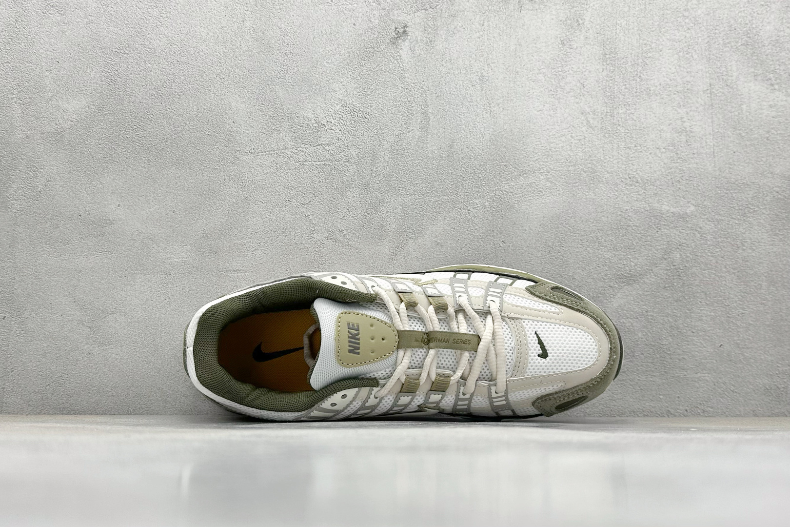 200 Nk P-6000 Prm 复古休闲运动老爹鞋 IH0246-320